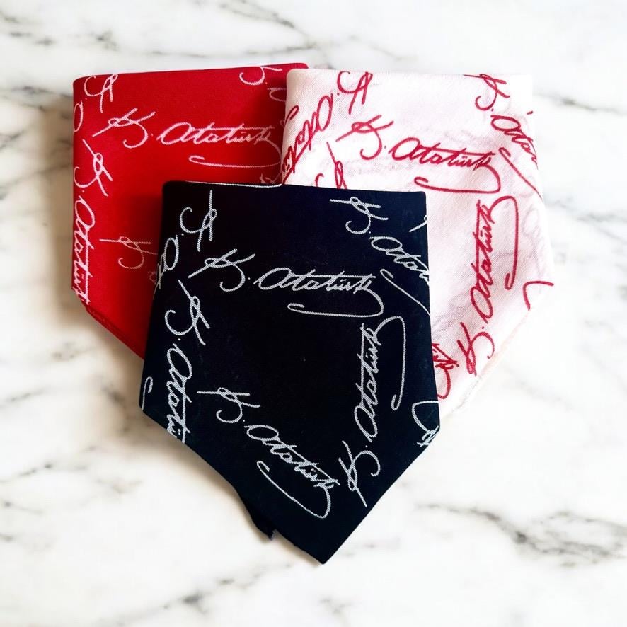 Unisex Üçlü Kırmızı, Beyaz Ve Siyah Renk Atatürk İmzalı %100 Koton Bandana