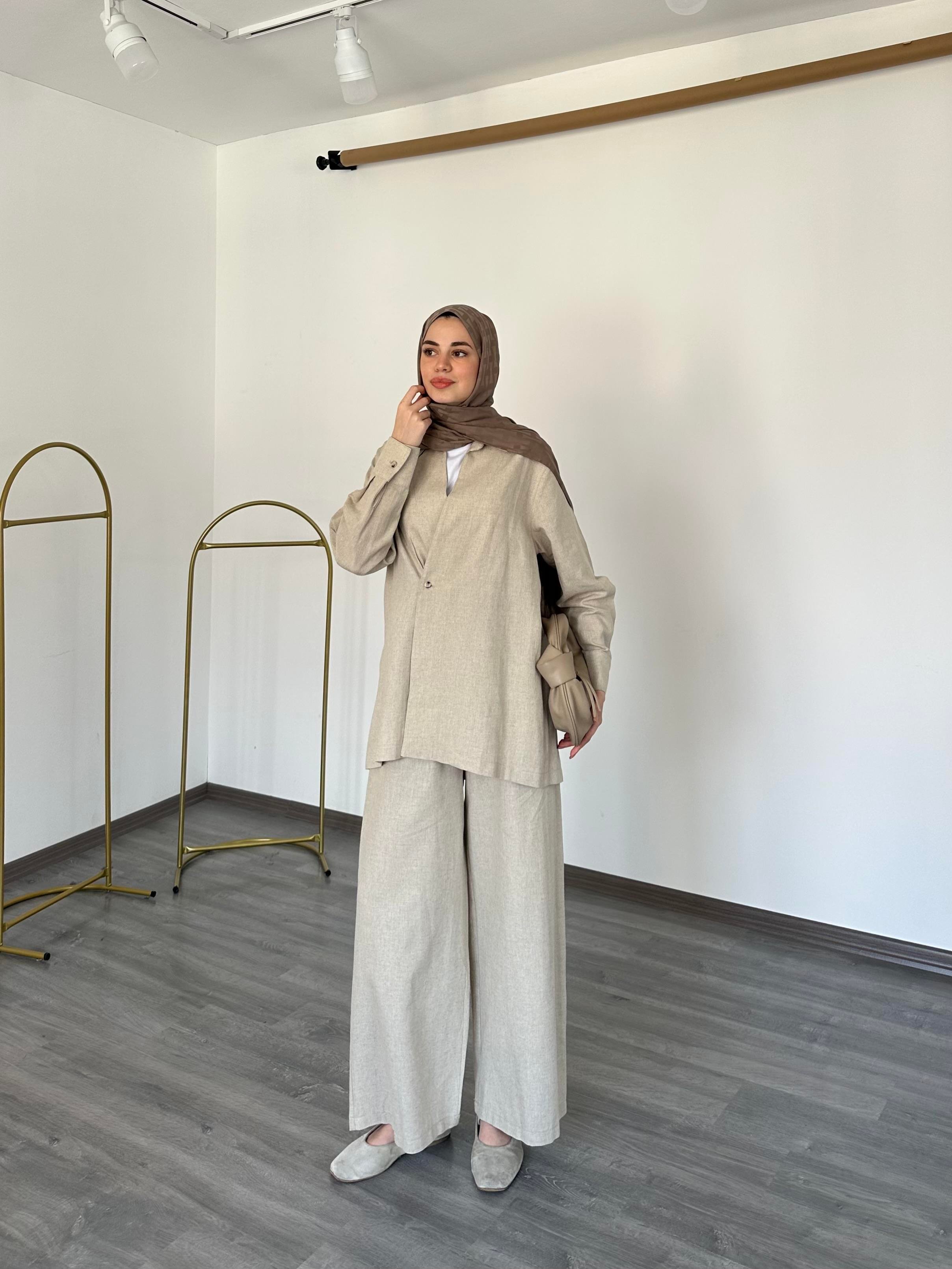 Kimono model tek düğme detaylı İkili Takım Bej