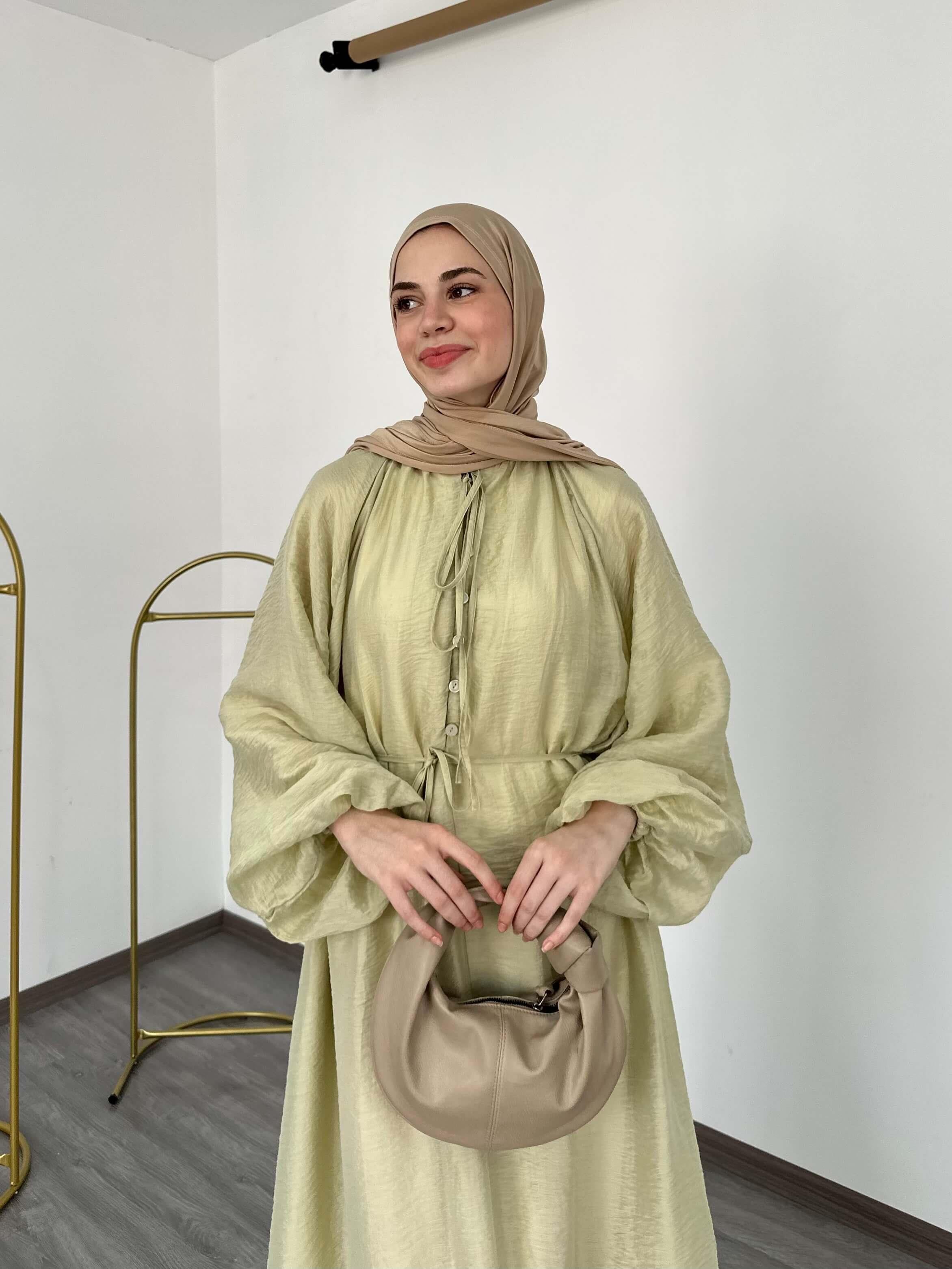 Modal ve Tül Kumaş Balon Kol Kuşak Detaylı Elbise Yeşil