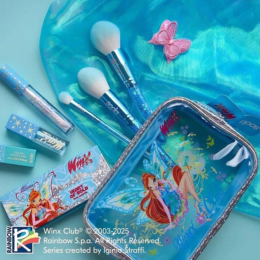 GREAT DRAGON MAKEUP BAG  magicalpower