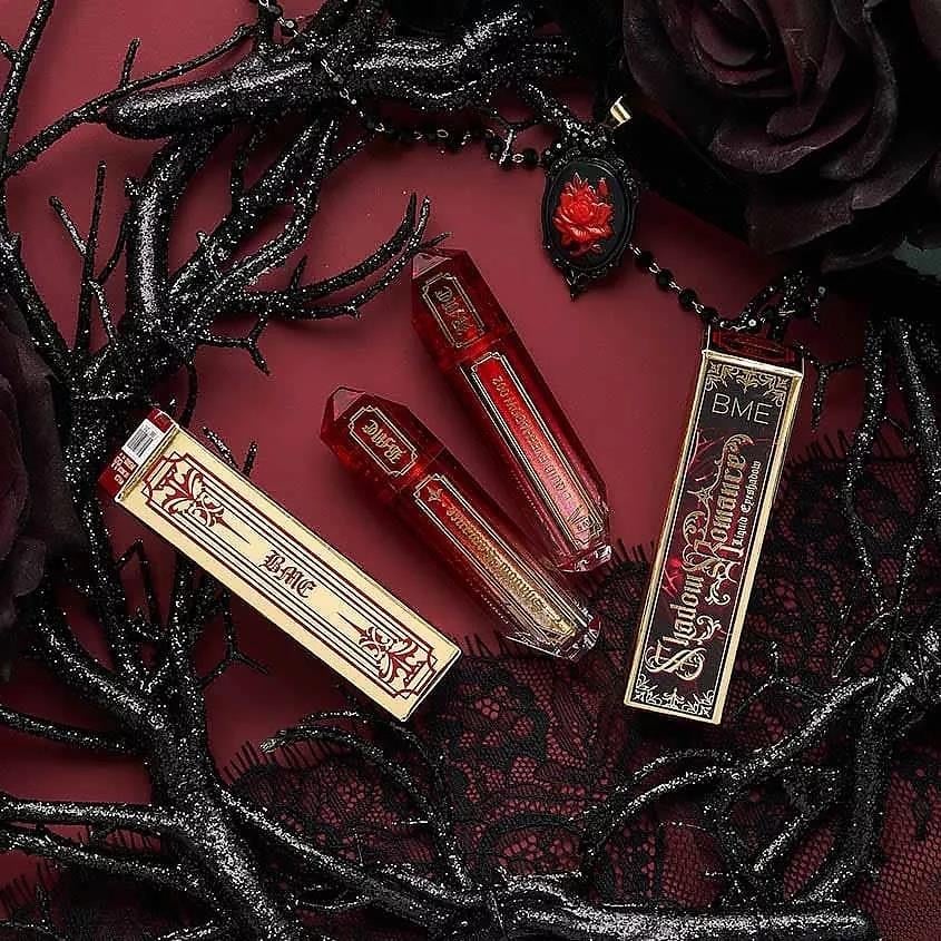 Liquid eyeshadow 