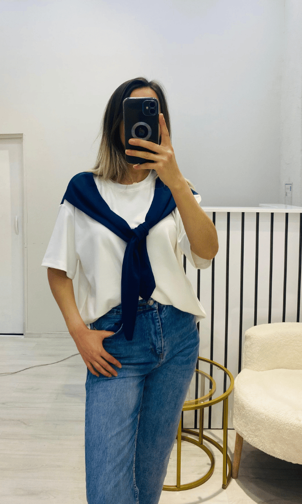 Fular Detay T-Shirt-Lacivert