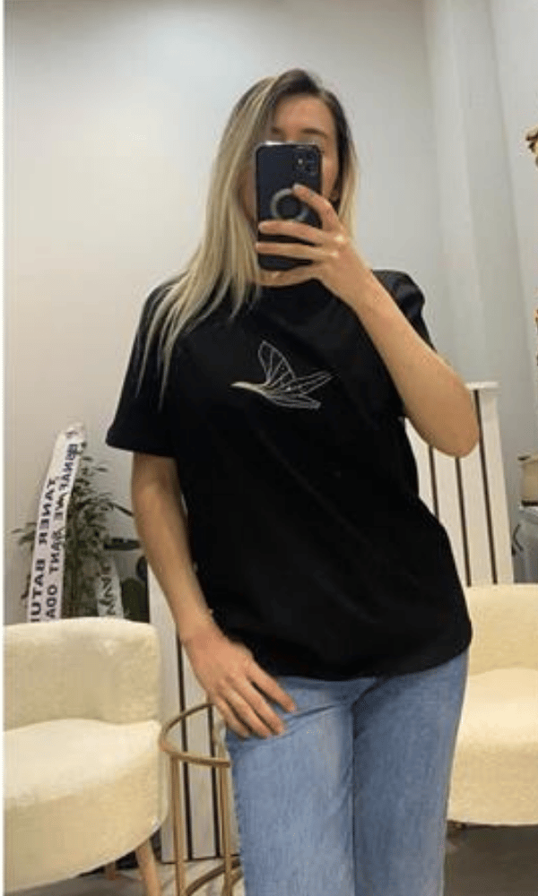 Siyah Payetli Palmiye Desenli Kadın T-shirt