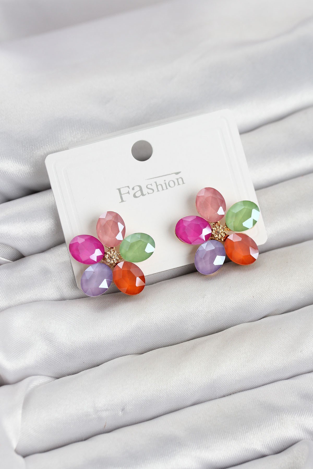 Karışık Renk Kristal Taşlı Çiçek Model Kadın Küpe