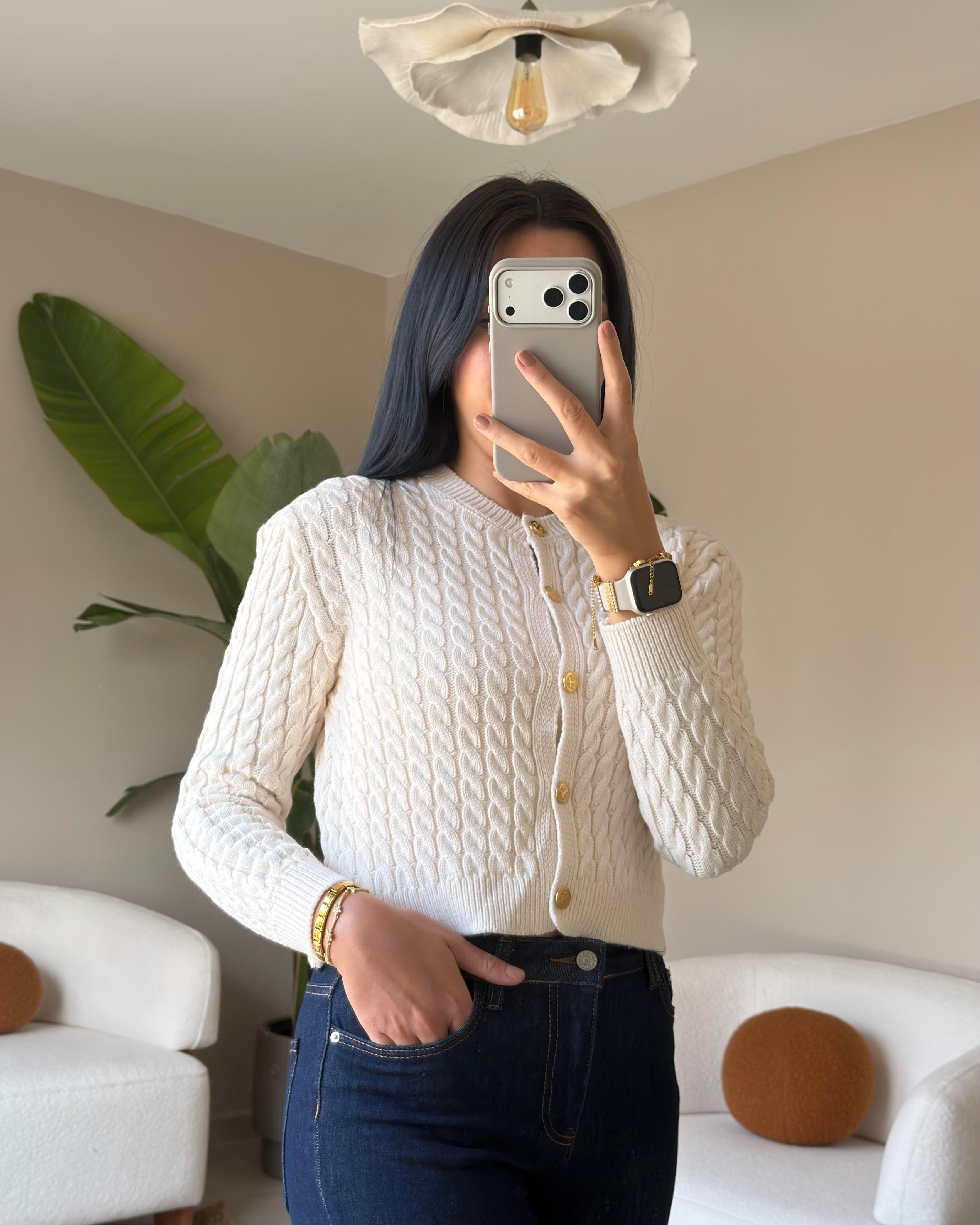 EKRU GOLD DÜĞMELİ ÖRGÜ HIRKA