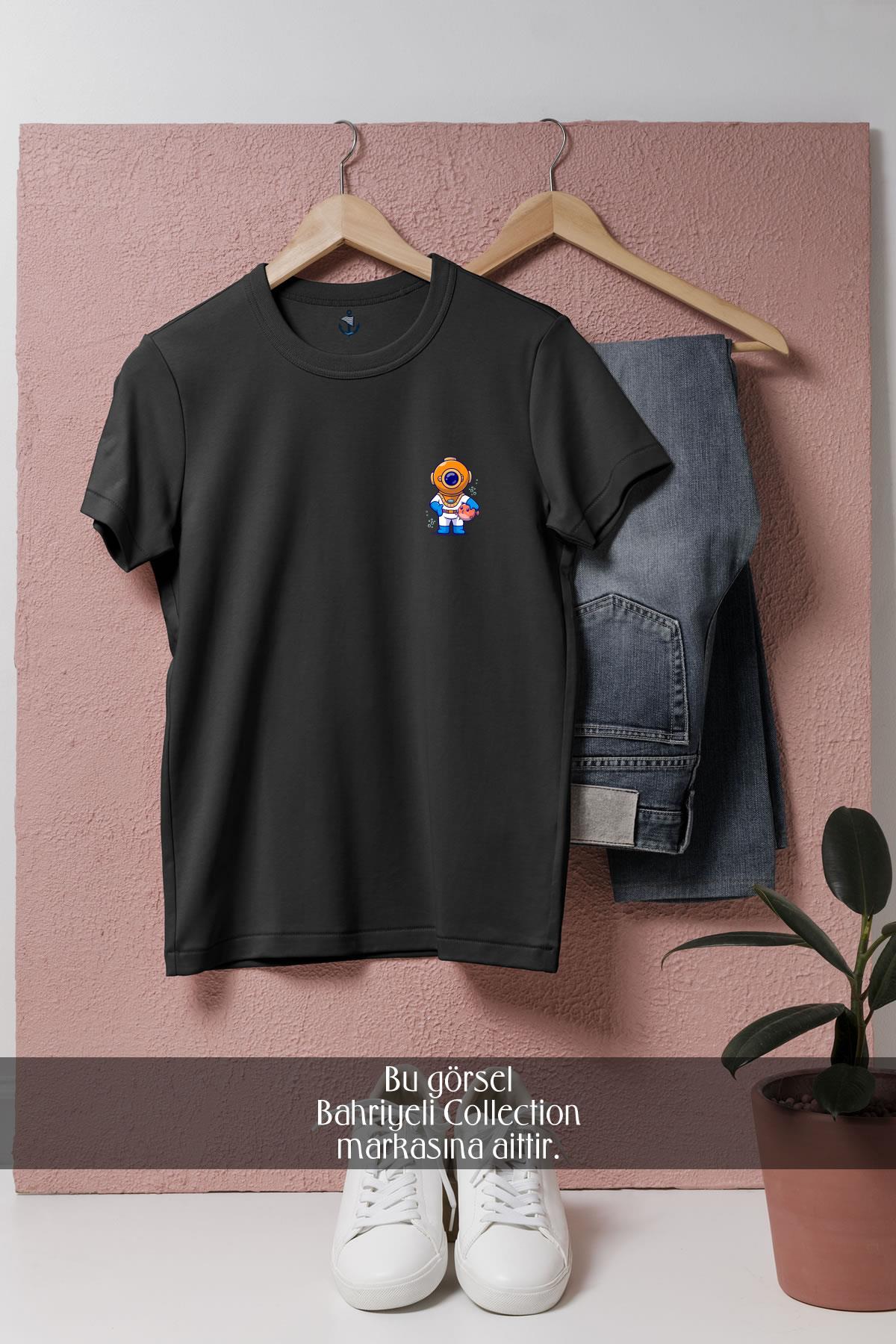 Oversize Balon Balığı Ve Mini Dalgıç - Diver  Cep Tasarımlı Unisex T-Shirt