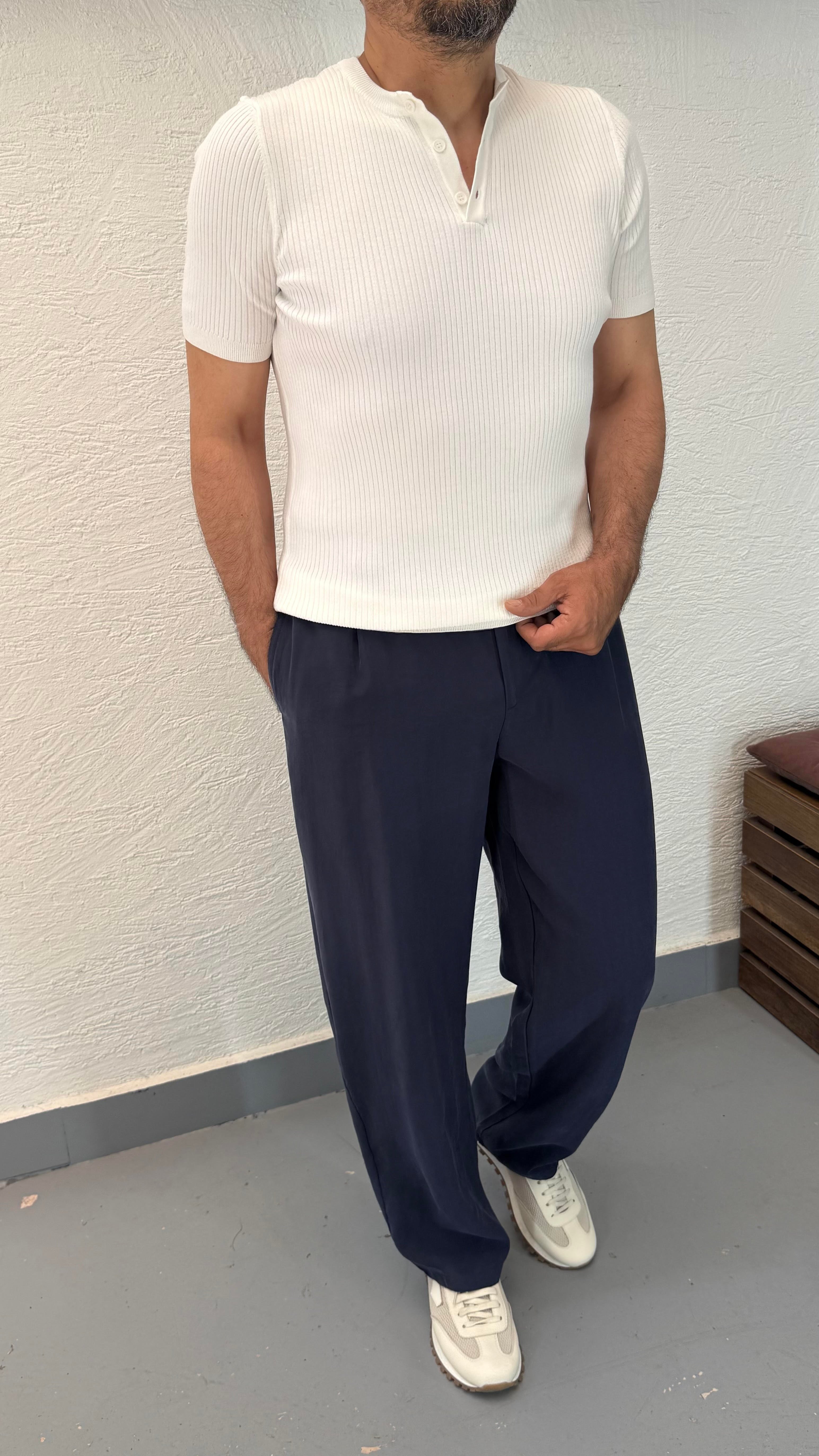 Henley Yaka Düğmeli Triko