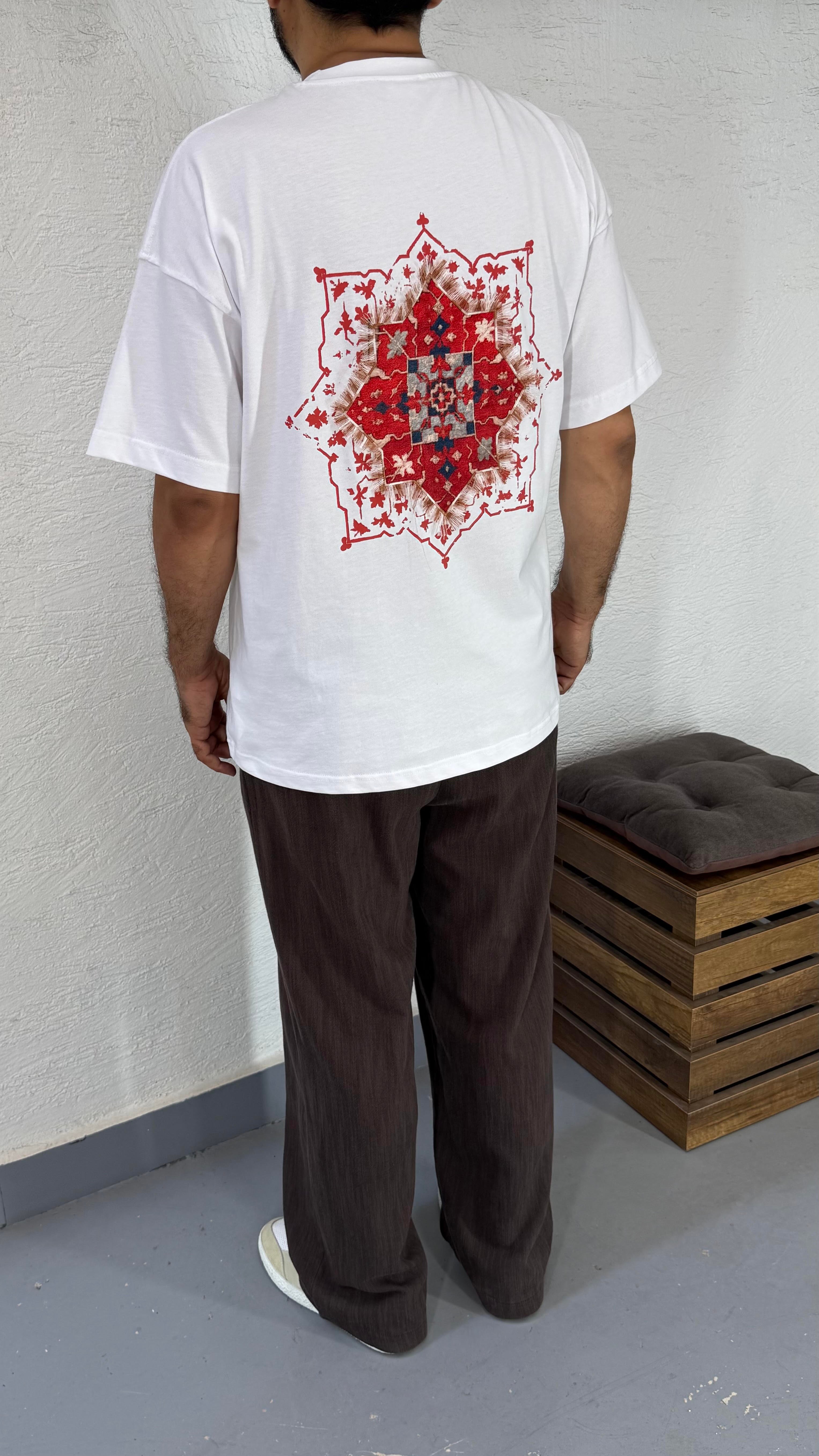 Oversize Baskı ve Nakış Detay Tshirt