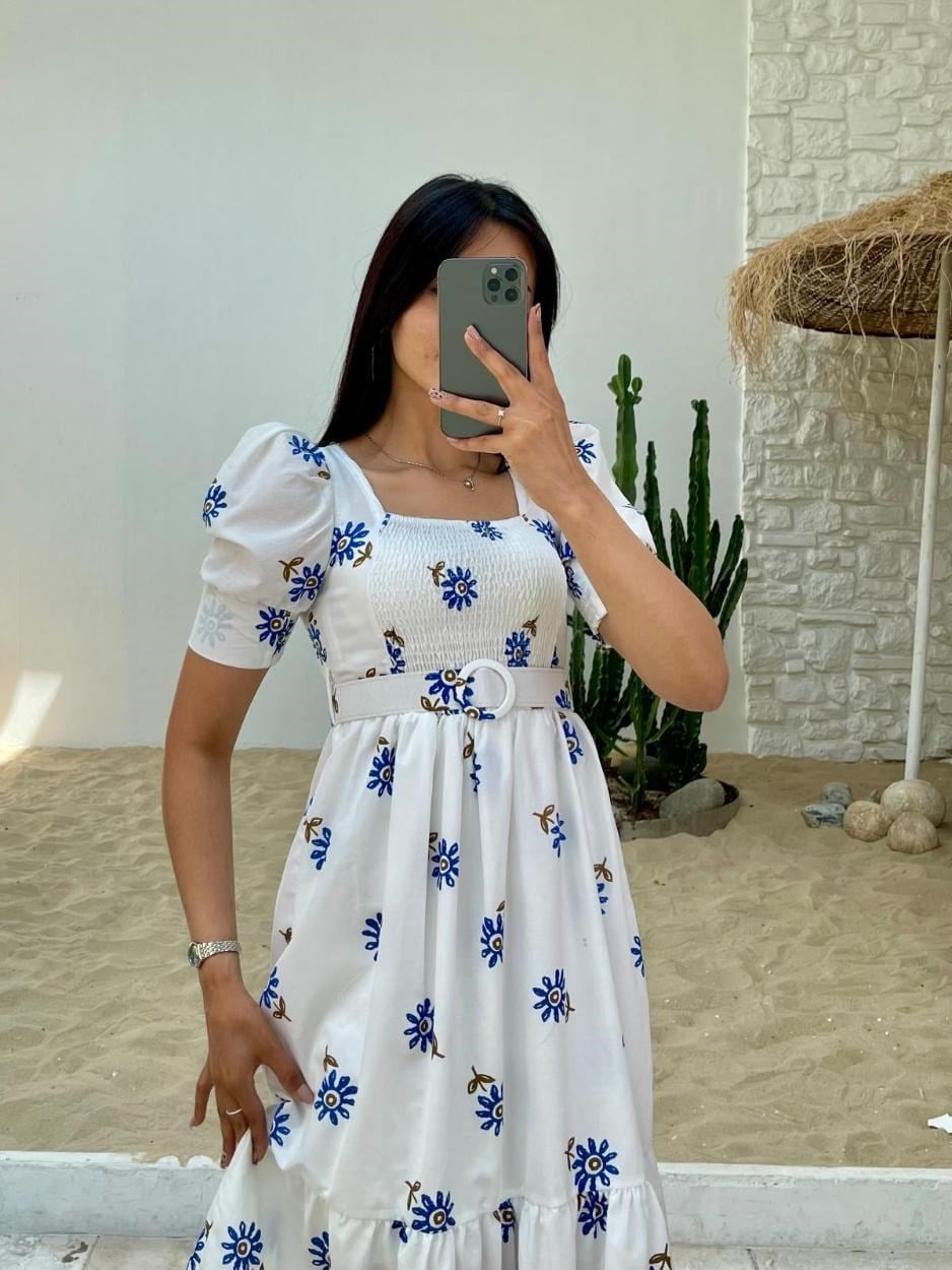 Puantiye Desenli Önü Gipeli Poplin Midi Elbise Mavi Çiçekli