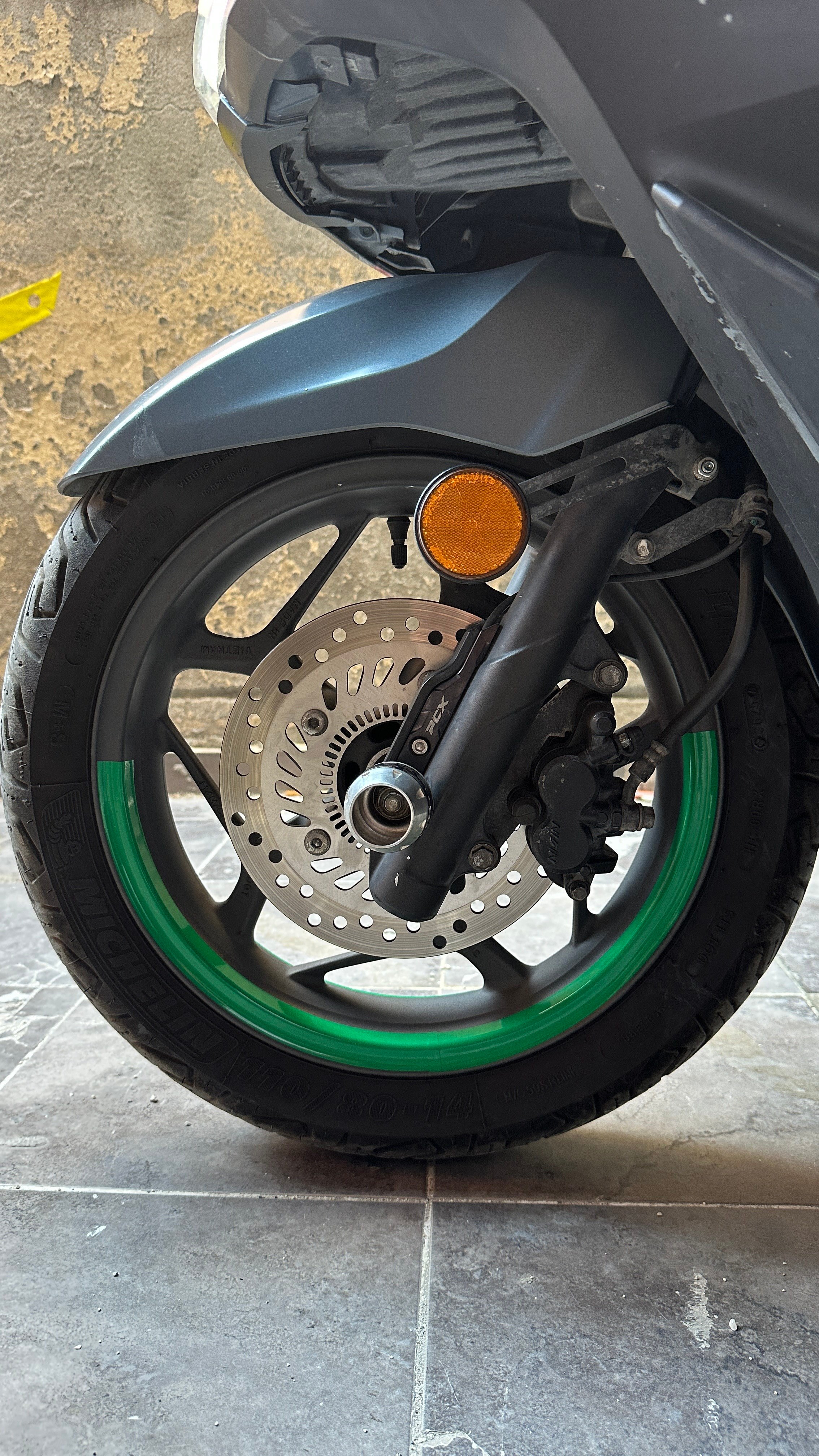 SVSTICKERWORKSHONDA PCX TÜM YILLAR UYUMLU YARIM JANT KAPLAMA STİCKER ETİKET MODELİ YEŞİL RENKHONDA PCX TÜM YILLAR UYUMLU YARIM JANT KAPLAMA STİCKER ETİKET MODELİ YEŞİL RENKPCX