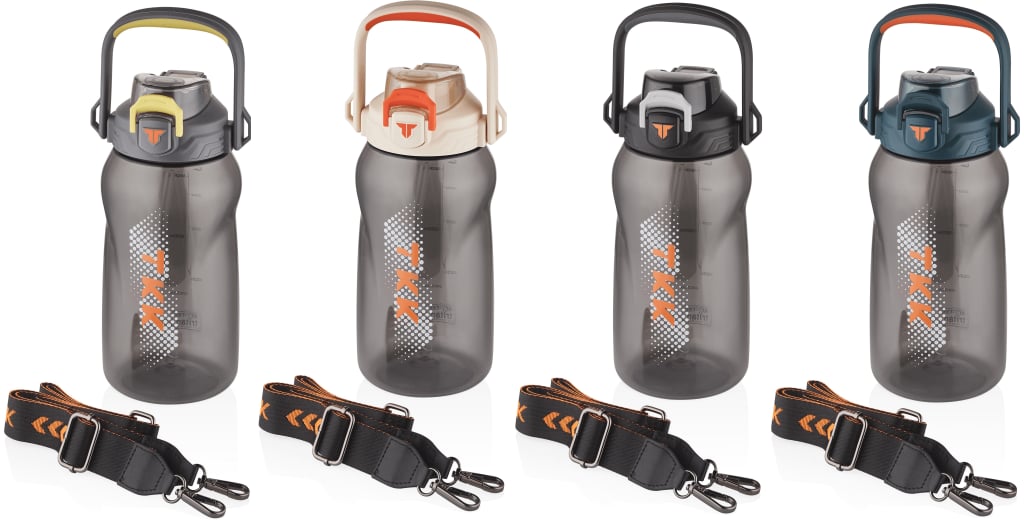 TKK 1500 ML BOYUN ASKILI TRİTAN SU MATARASI