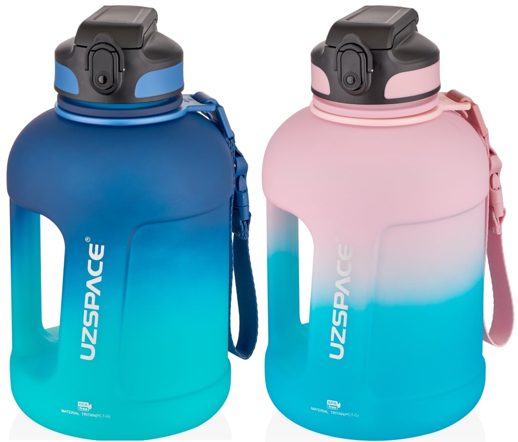 UZSPACE 1700 ML ÇİFT RENK PİPETLİ TAŞIMA ASKILI KULPLU SOFT-TOUCH TRİTAN SU MATARASI
