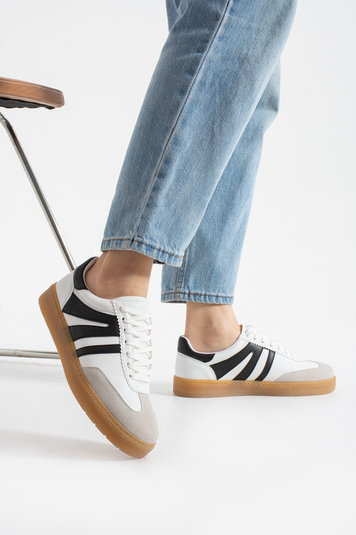 Kadın Sneaker Bağcıklı Rahat Düz Ortopedik Taban Günlük Spor Ayakkabı Beyaz