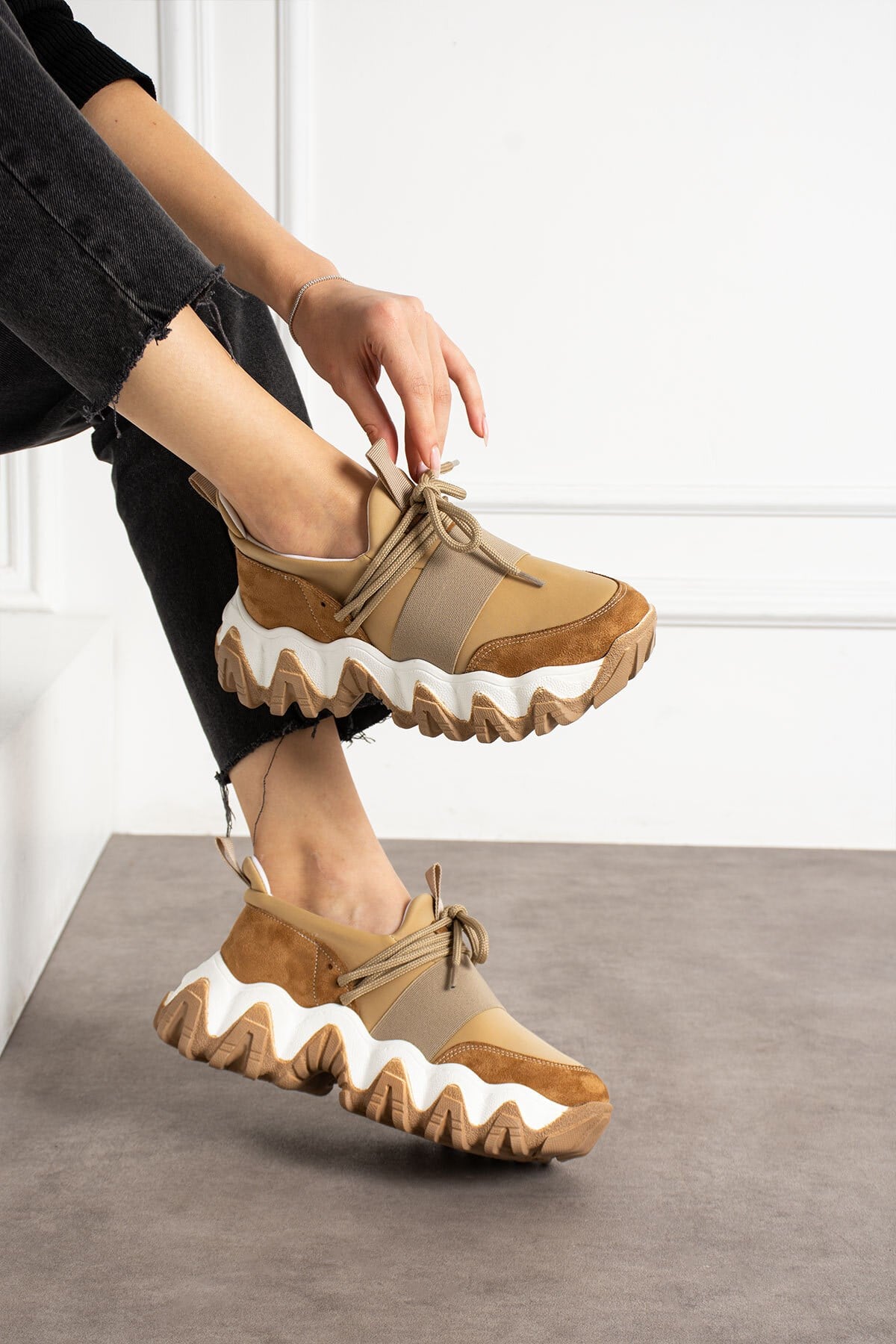 Kadın Ten Süet Sneaker