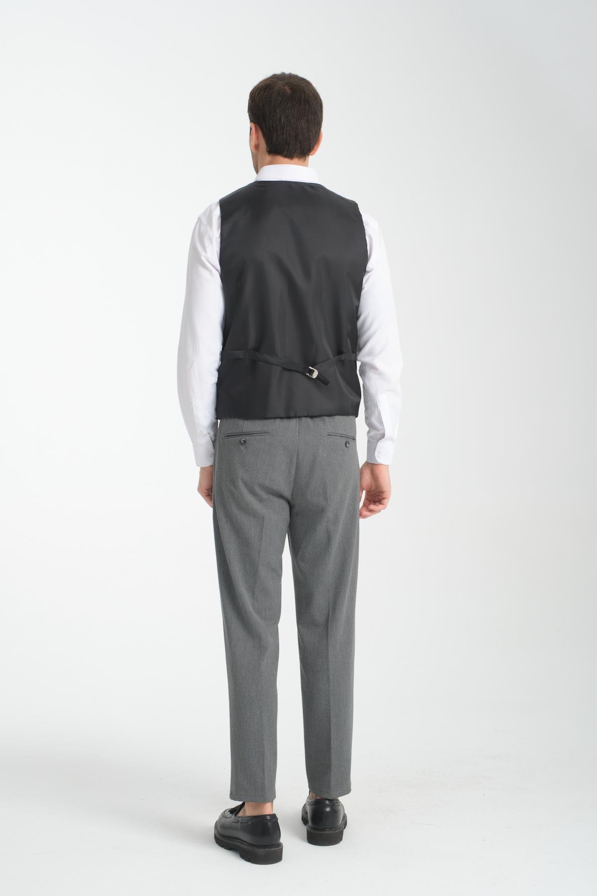 Ekose Desenli V Yaka Yelek Slim Fit
