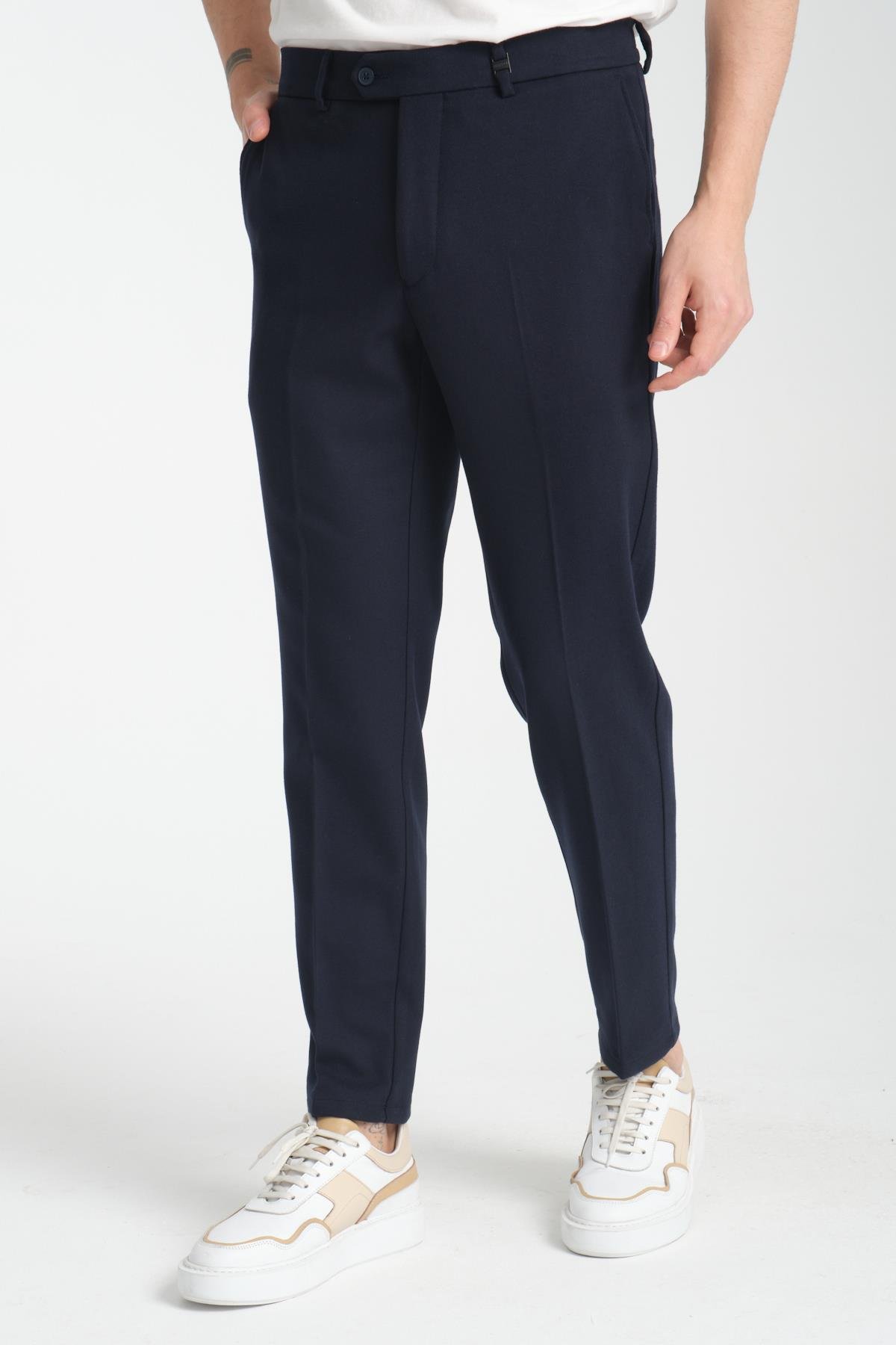 Erkek Beli Lastikli Kalın Kaşe Görünümlü Casual Pantolon
