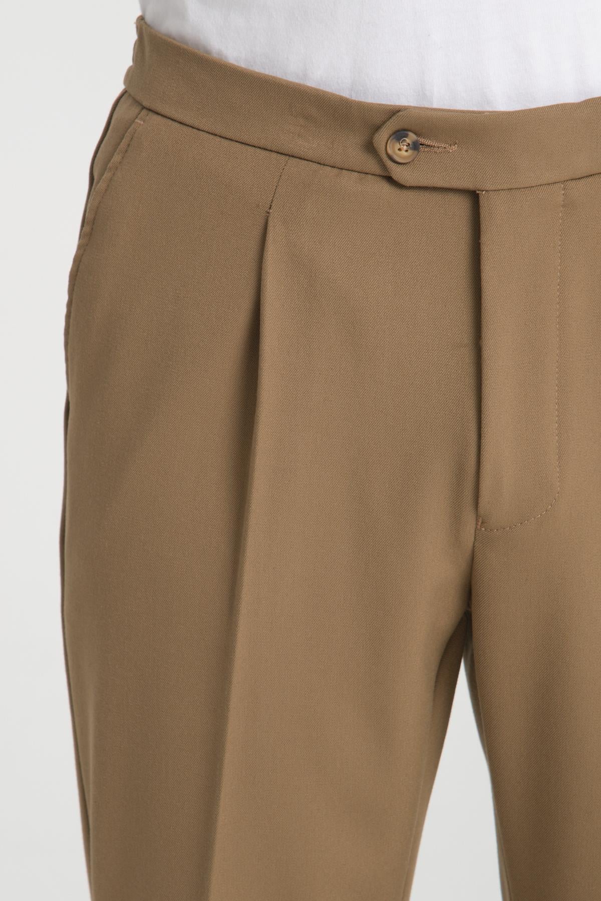 Erkek Beli Lastikli Kalın Kaşe Görünümlü Casual pantolon