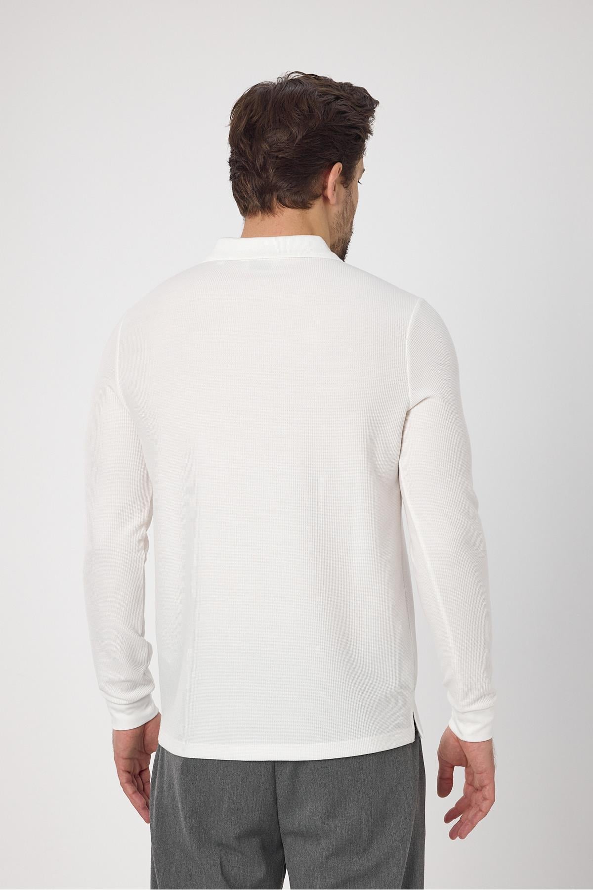 Lewin Erkek Ekru %100 Pamuk Waffle Çekmeyen Esneyen Kumaş Slim Fit Uzun Kol Polo Tişört
