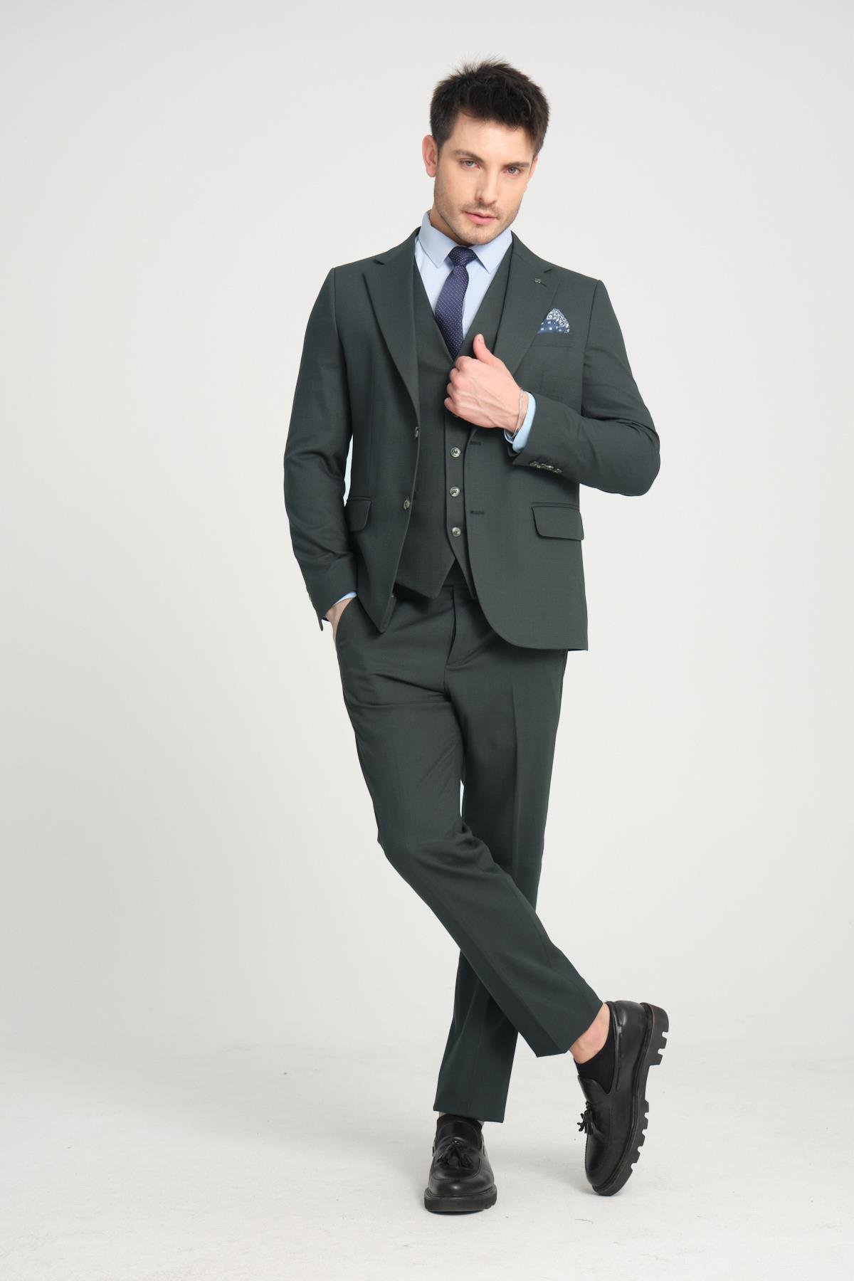 Slim Fit Erkek Düz Mono Yaka Çift Yırtmaçlı Astarlı Takim Elbise