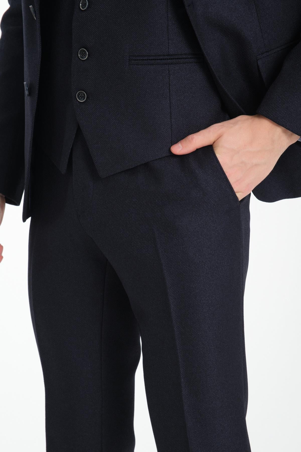 Slim Fit Kalın Düz Mono Yaka Çift Yırtmaçlı Astarlı Takim Elbise