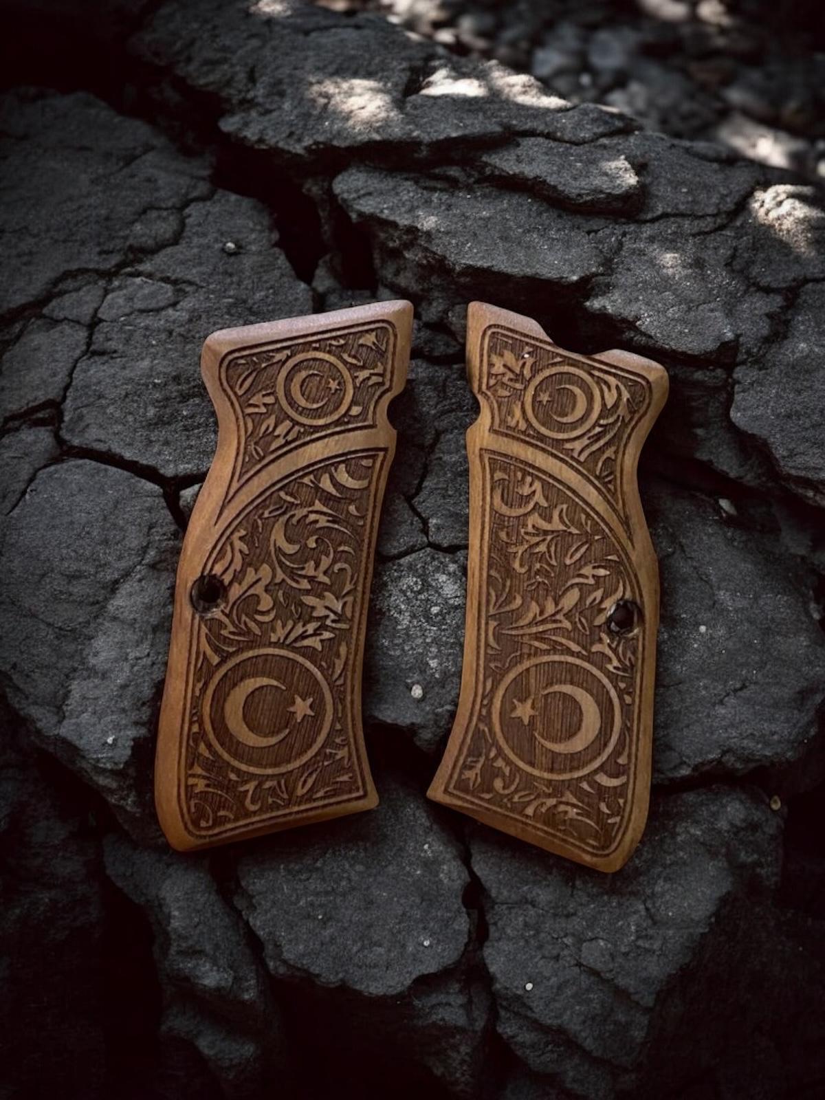 Ay yıldız işlemeli full dekor fırınlanmış ceviz kabze