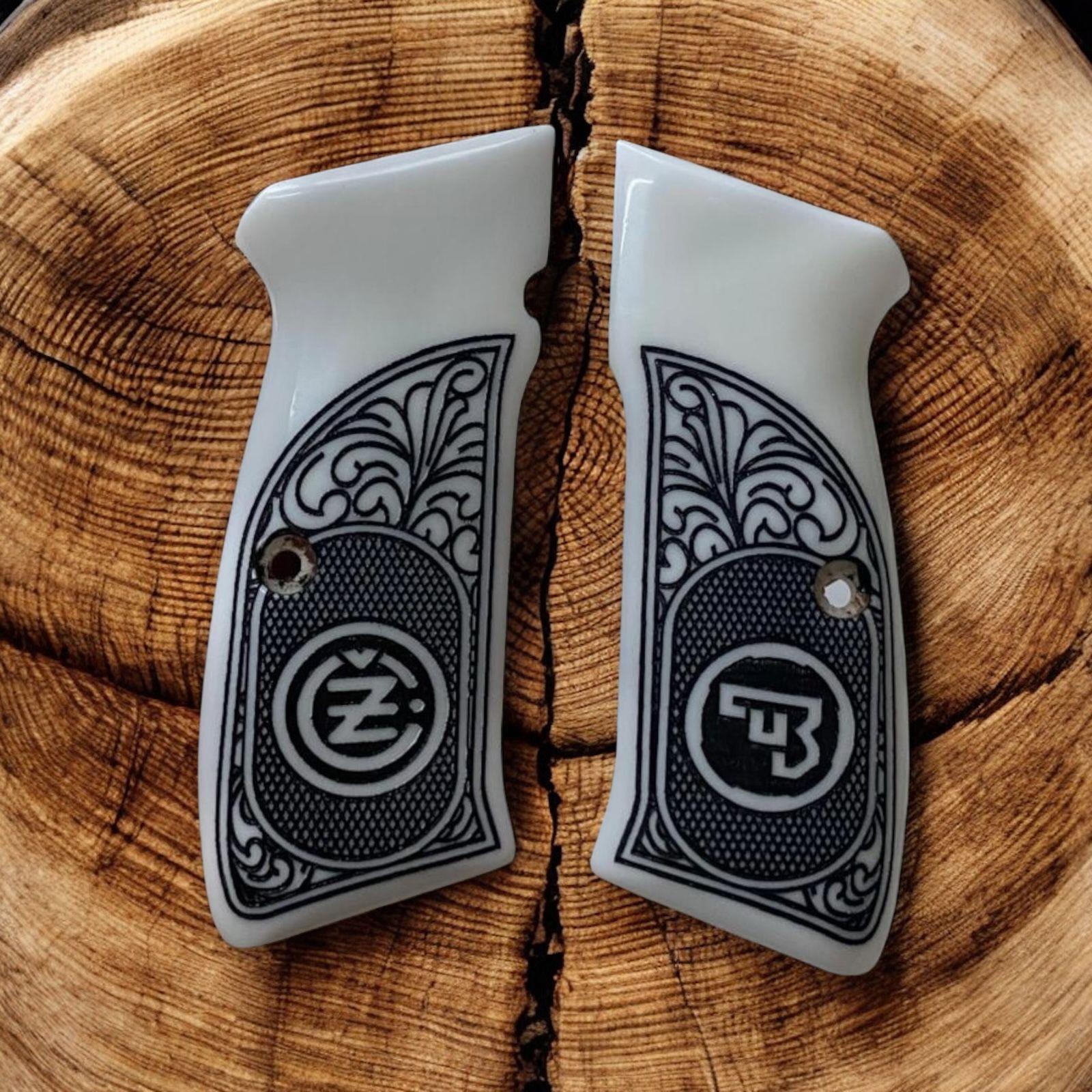 Cz logolu yarım dekor beyaz sedef kabze