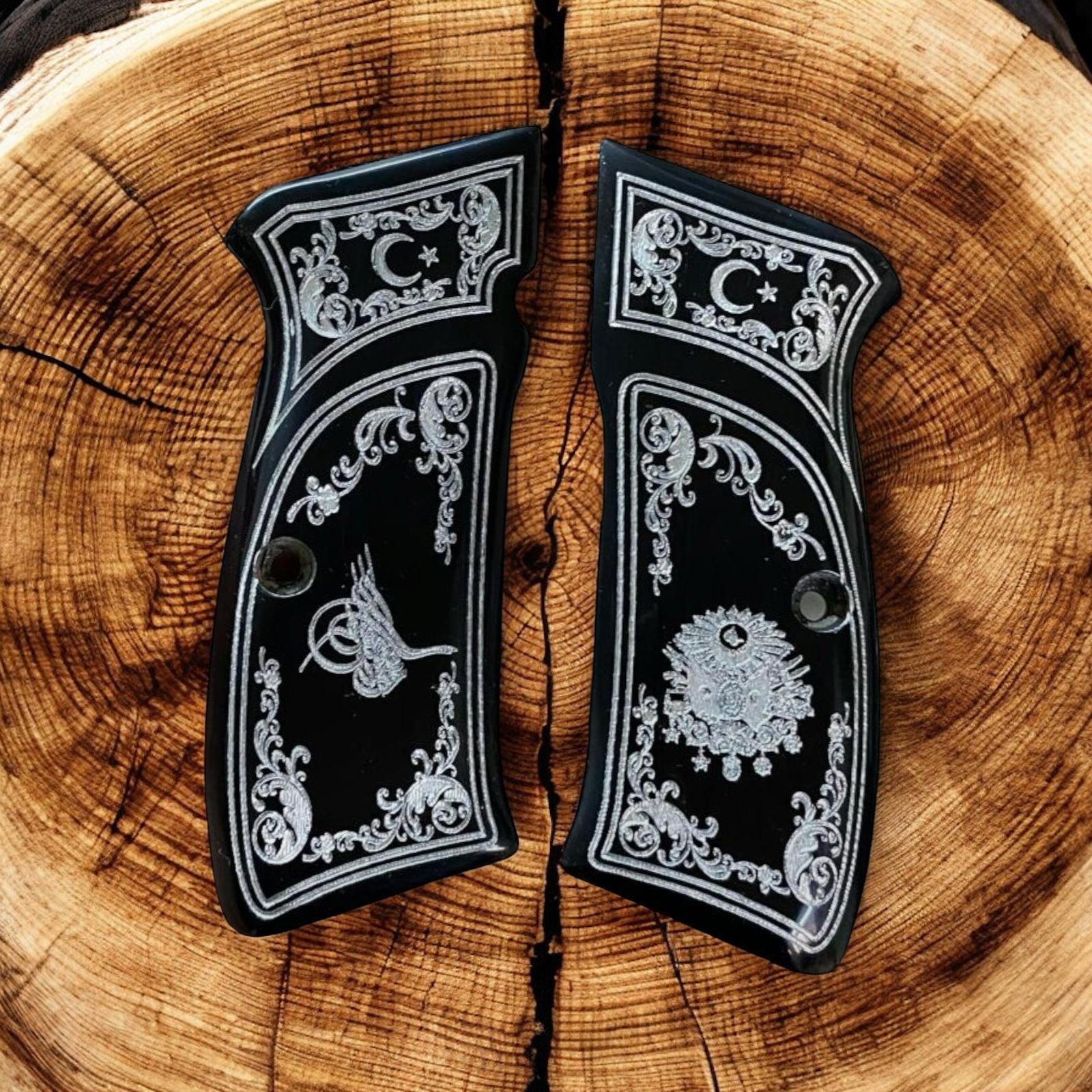 Cz osmanlı tuğrası gümüş yaldız işlemeli siyah sedef kabze
