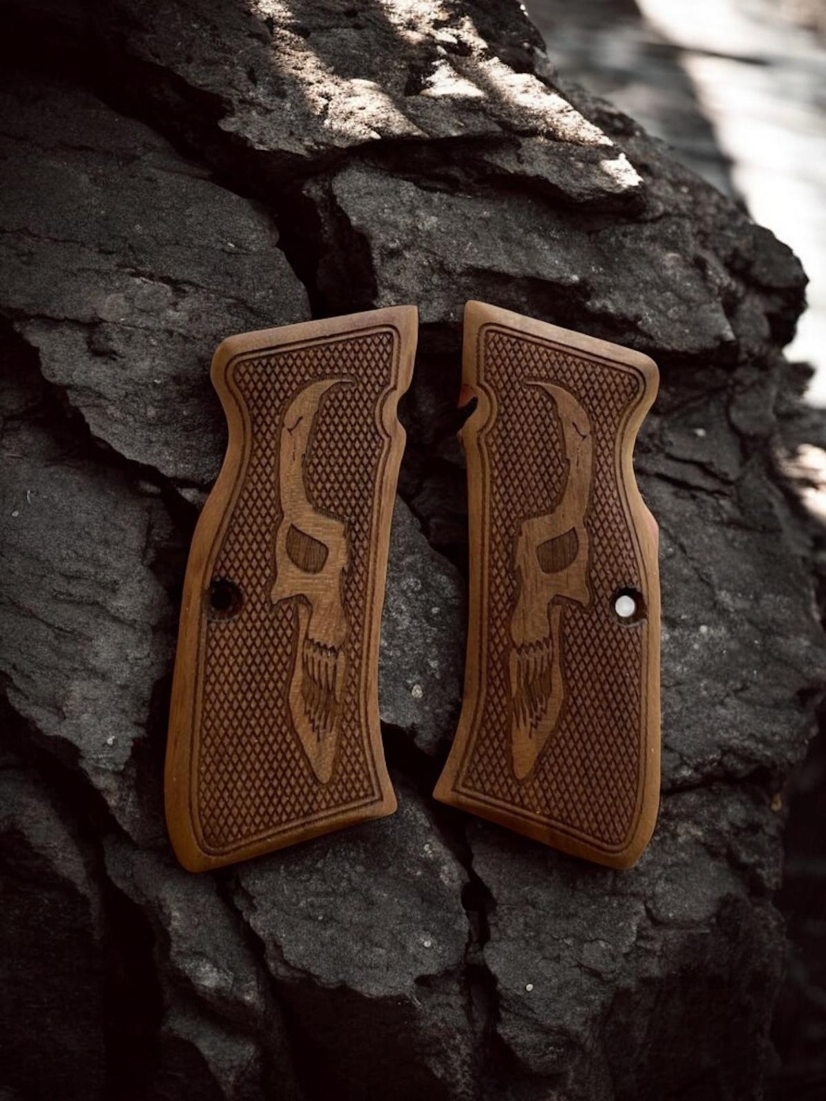 Kuru kafa işlemeli fırınlanmış ceviz kabze