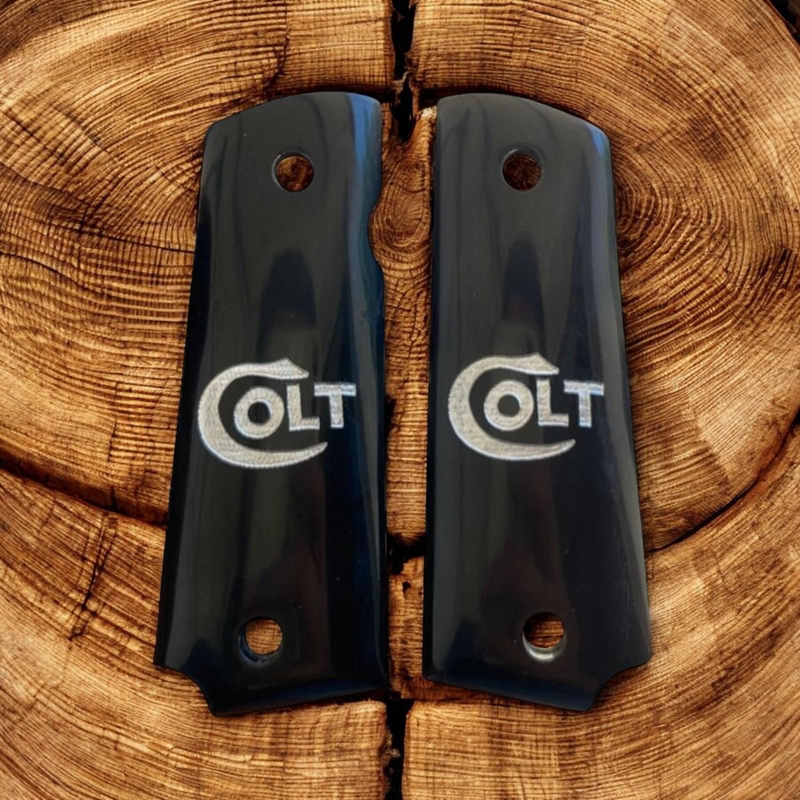 Model 1911 altın yaldız marka işlemeli siyah sedef kabze