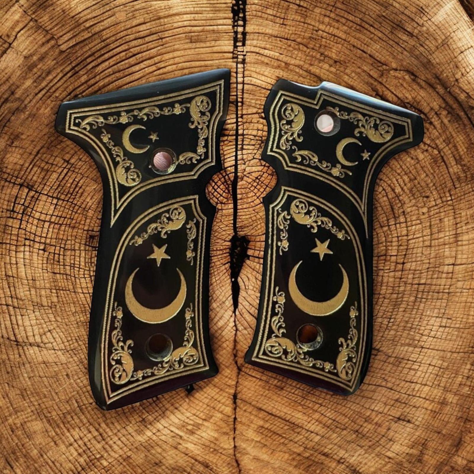 Yavuz ay yıldız altın yaldız işlemeli siyah sedef kabze