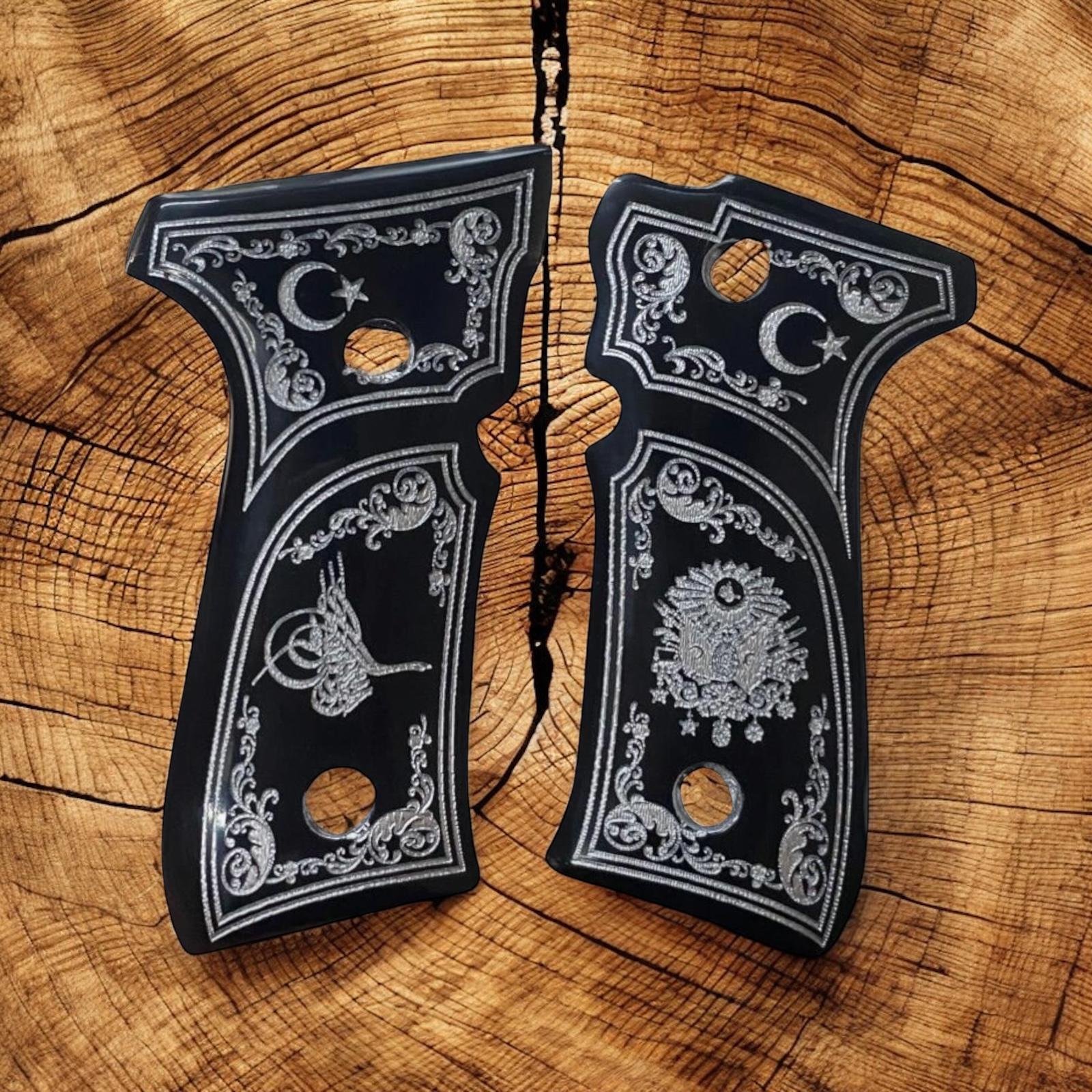 Yavuz Osmanlı tuğrası gümüş yaldız işlemeli siyah sedef kabze