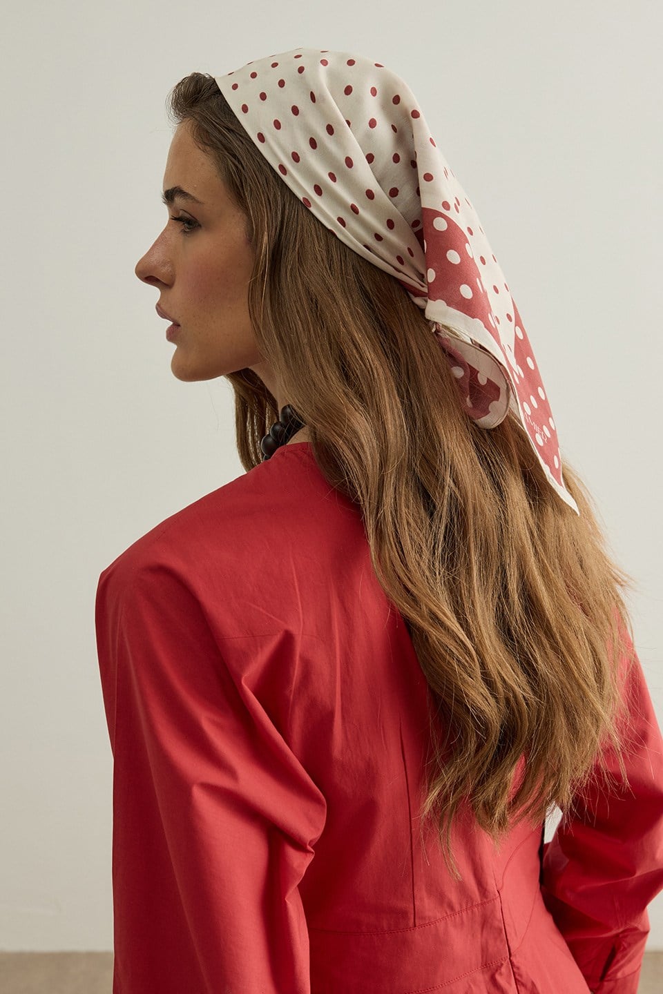 Kırmızı Polka Dots Desenli Modal Fular