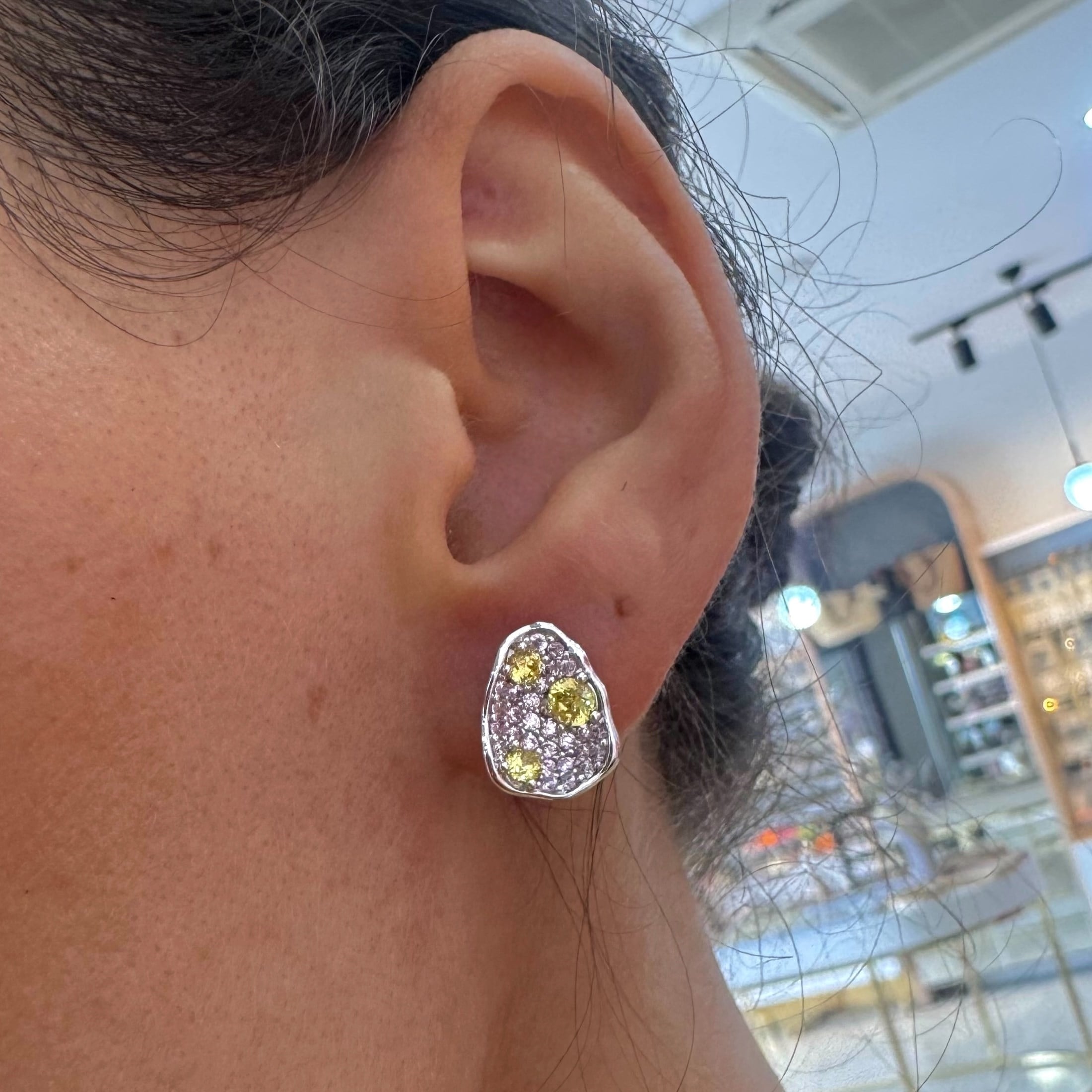 Lila Aura Silver Küpe