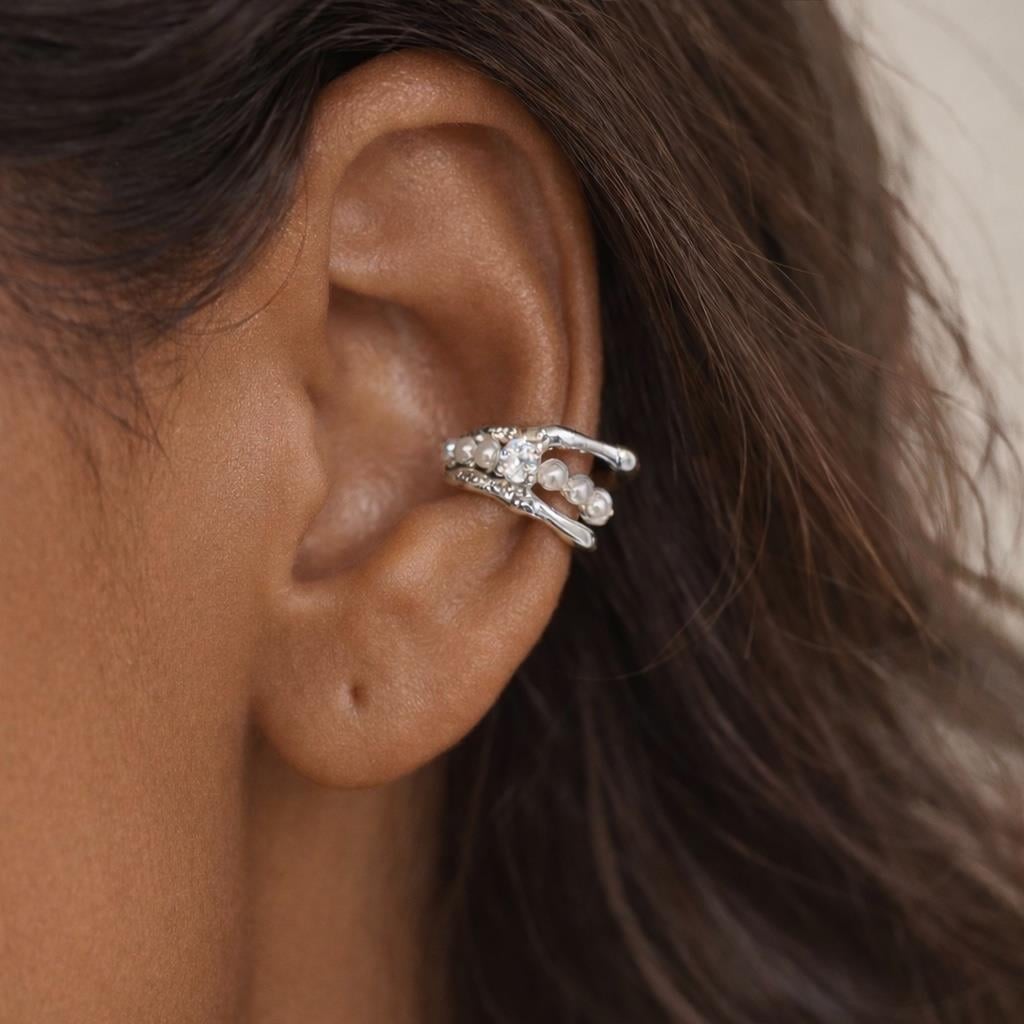 Silver İncili, Ear Cuff