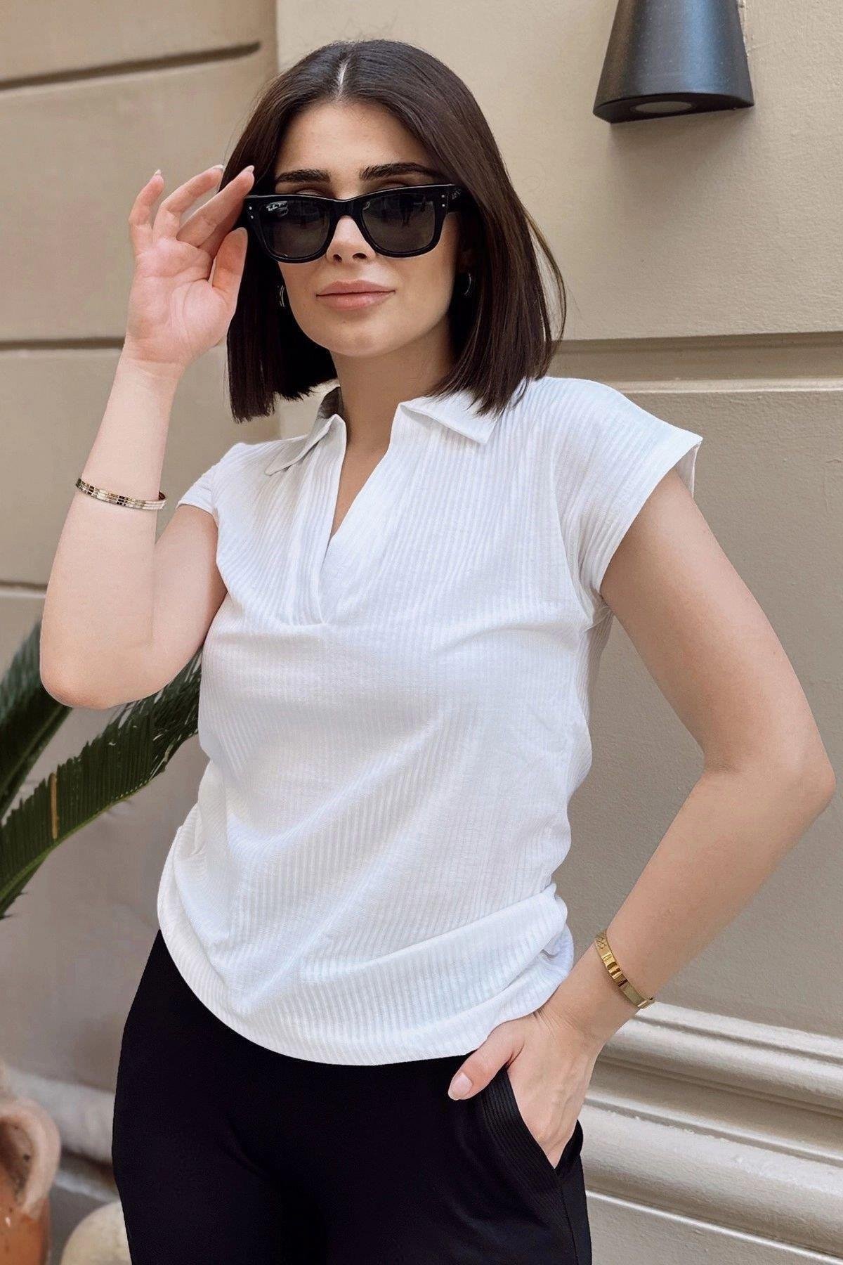 Kadın Beyaz Polo Tişört - 700-2879