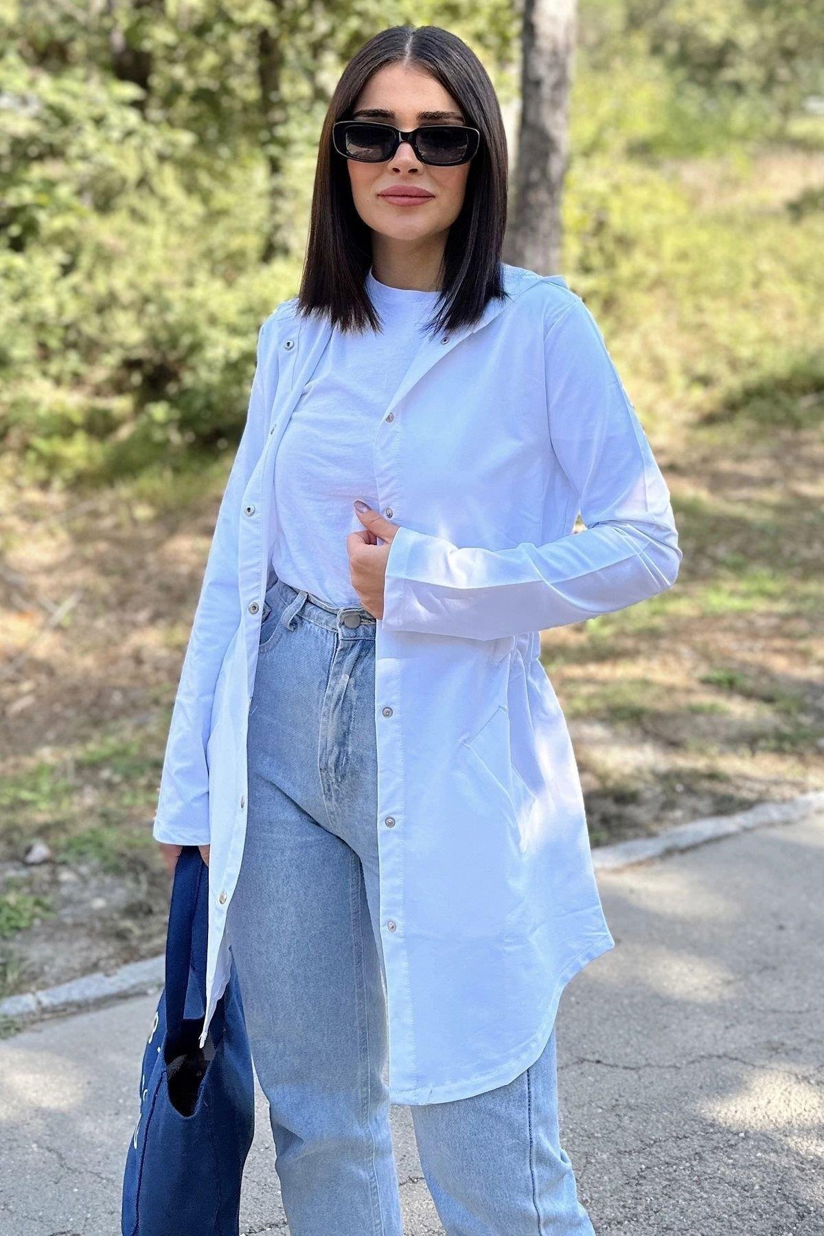 Kadın Beyaz Yağmurluk - 700-3233