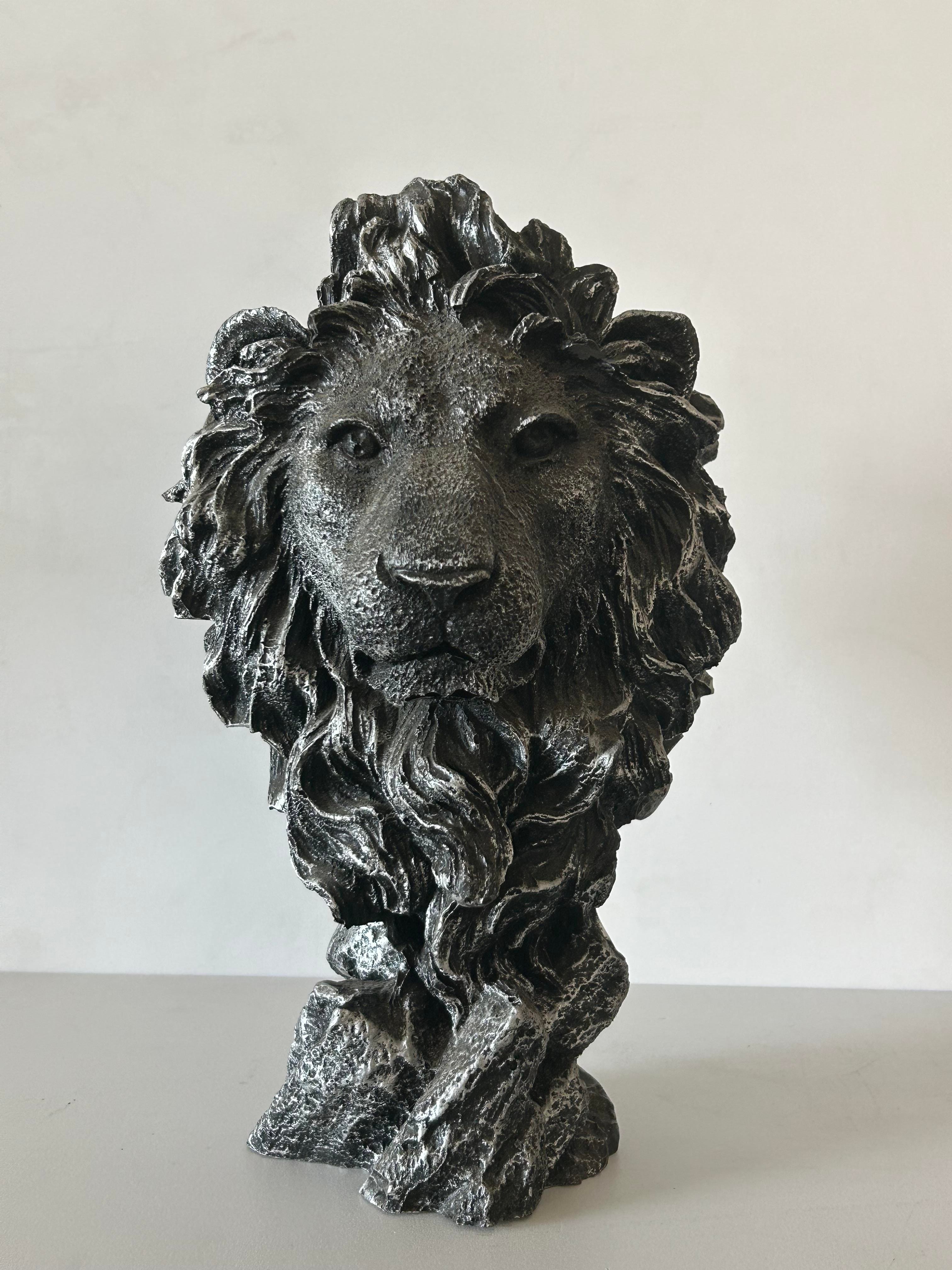 Aslan Kafası Heykeli