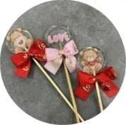  Aşkın En Tatlı Hali: Love ve Ayıcık Temalı Şeffaf Tasarım Lolipop