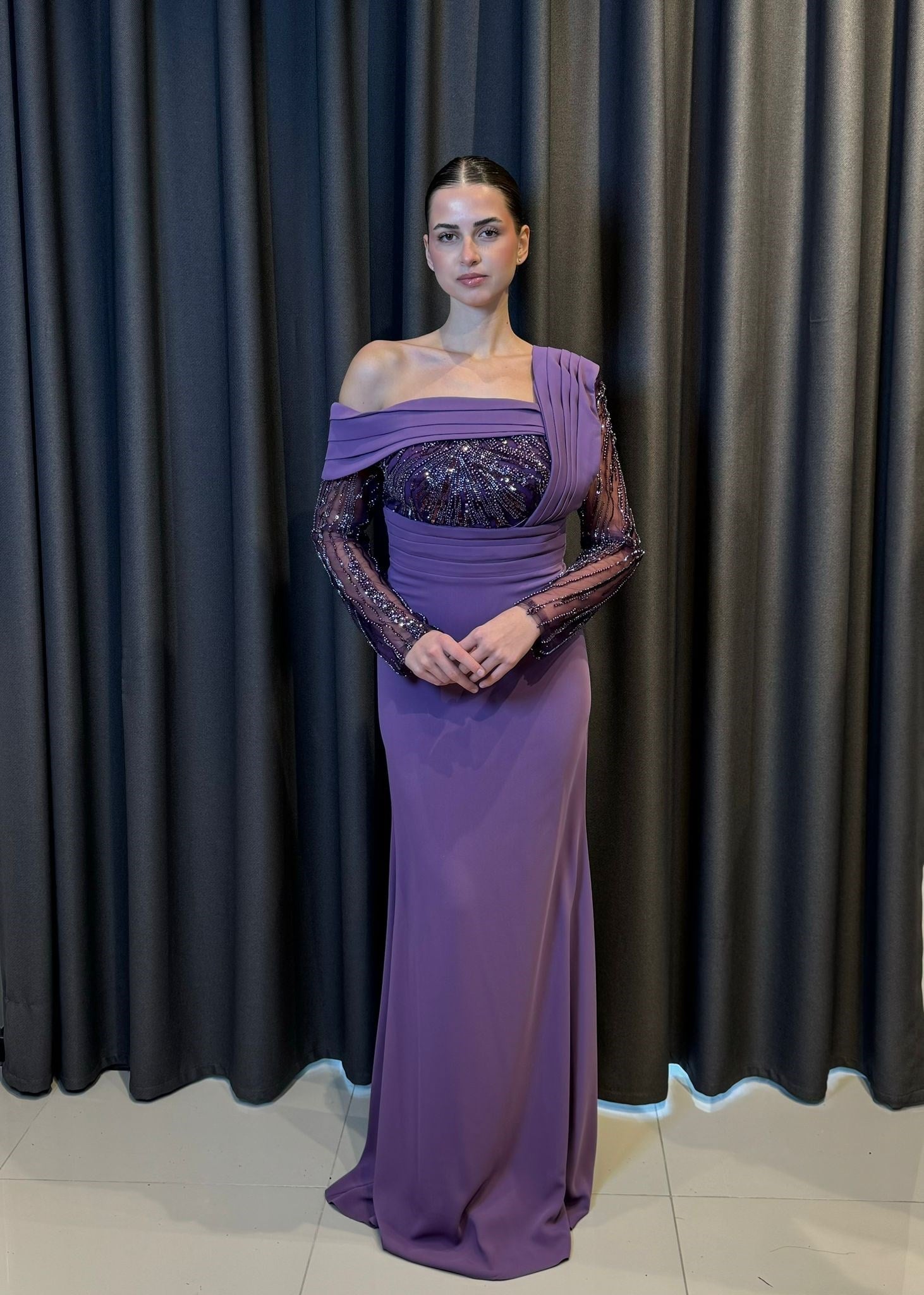 Mor Tek Omuz Drape Detaylı Payet ve Boncuk İşlemeli Abiye