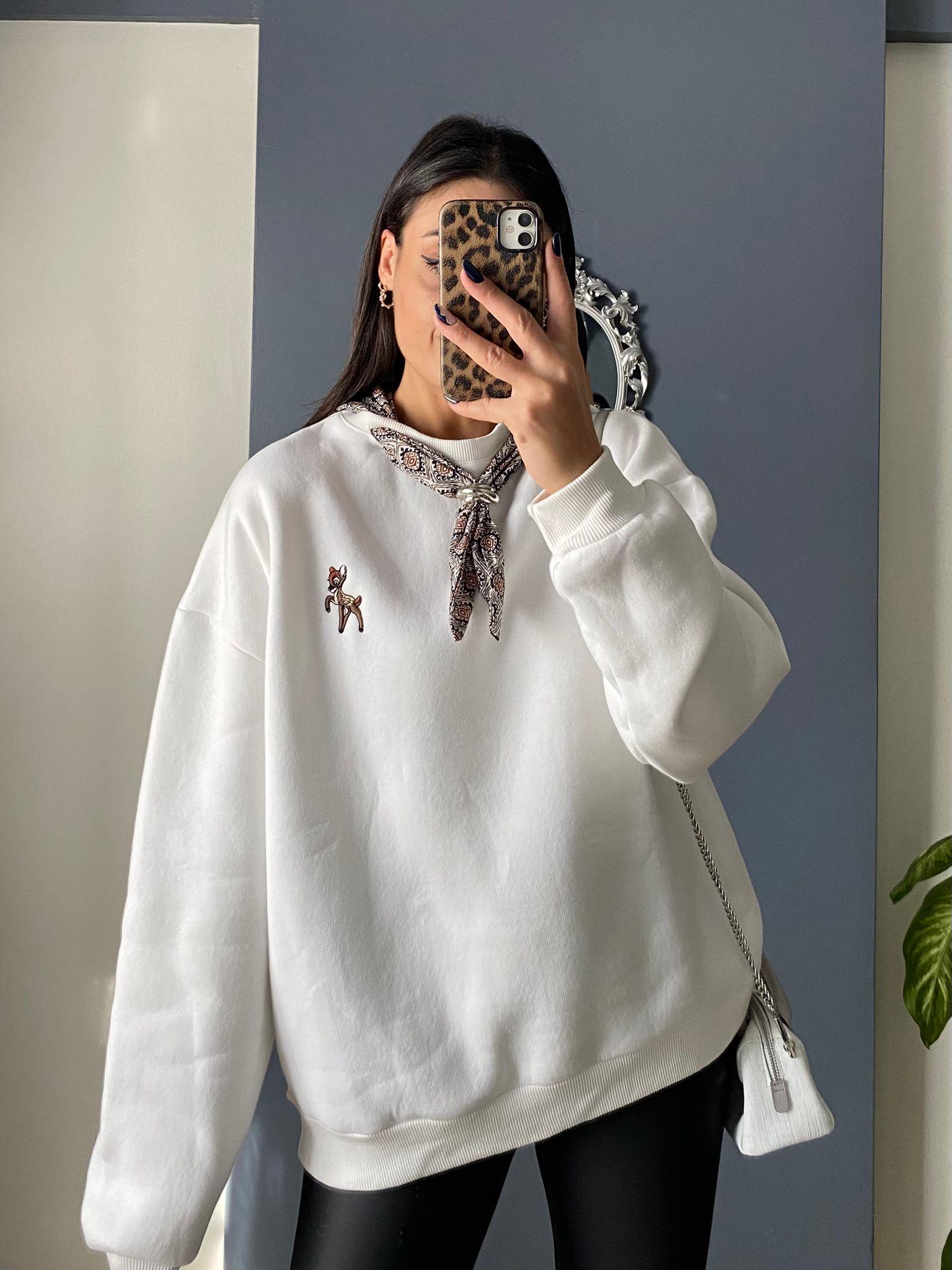 BEYAZ FULARLI SWEAT