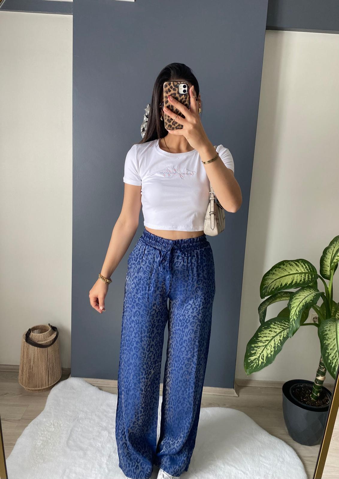 SATEN MAVİ LEOPAR RAHAT PANTALON