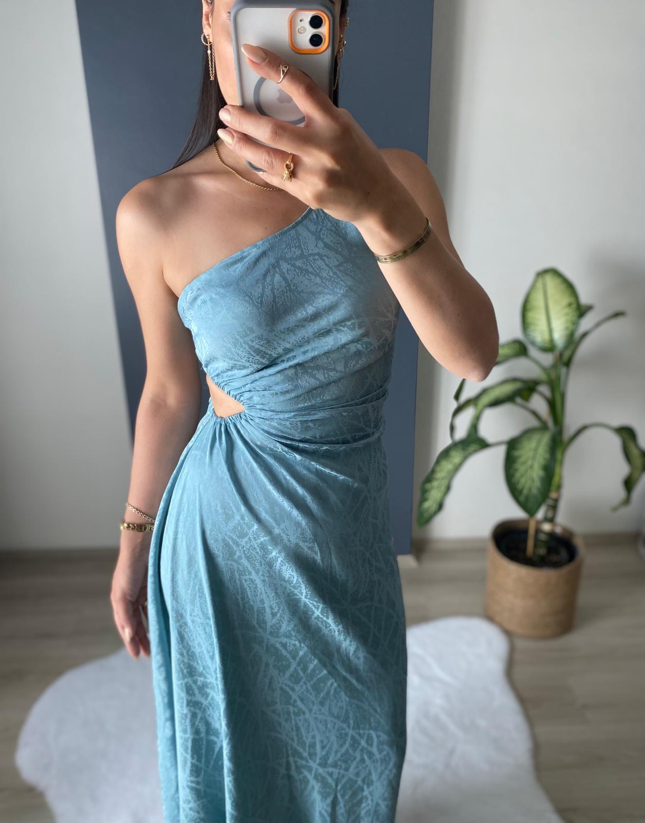 YEŞİL SATEN MAXİ ELBİSE