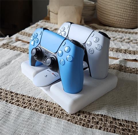 PS5 DualSense ve  Kumanda Standı – Çoklu Tutucu