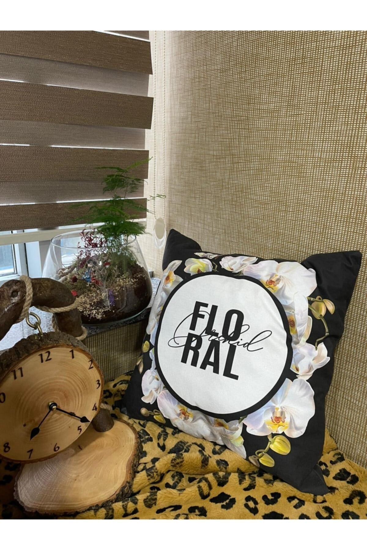 3 Boyutlu Dijital Baskılı Dekoratif Floral Desenli Yastık-kırlent-minder