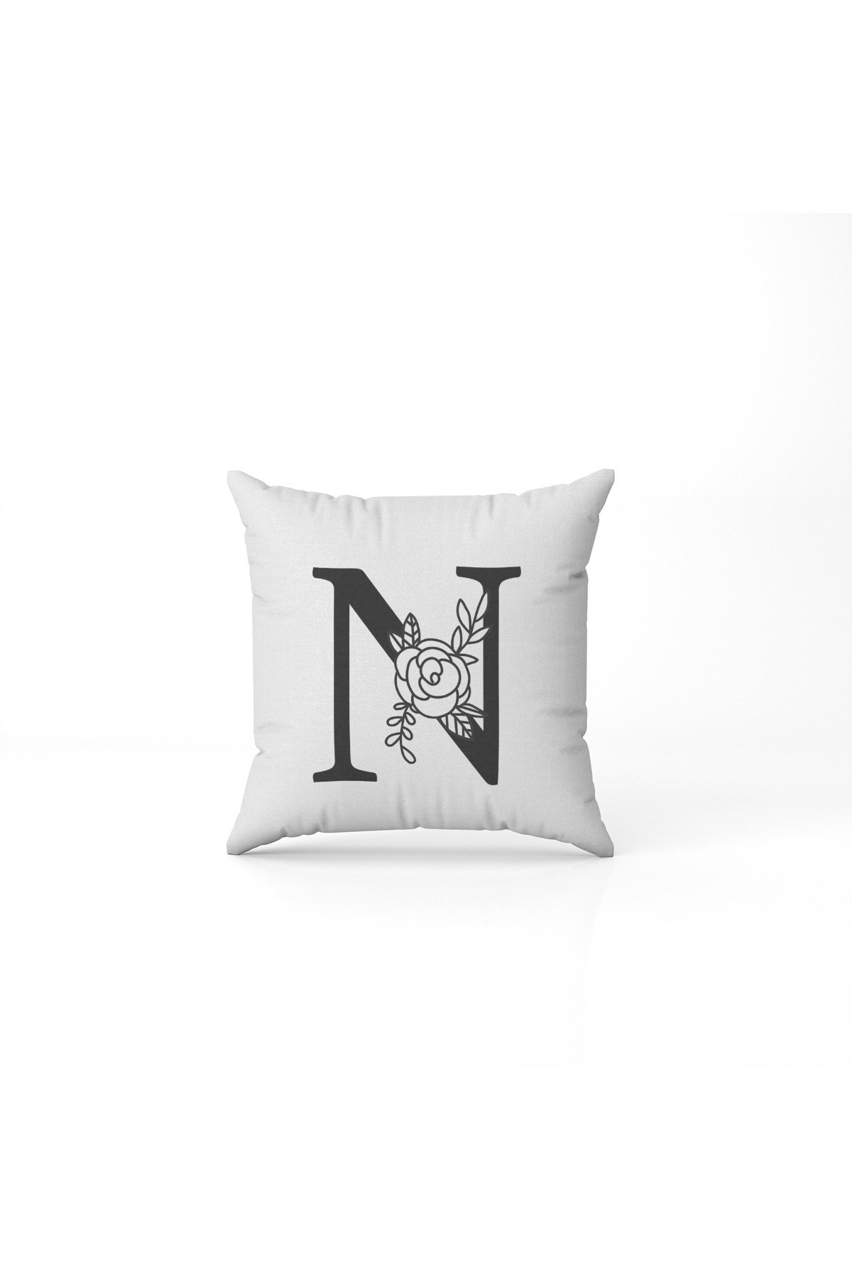 Harfli Kırlent Yastık- N Harfi - 43x43 Cm