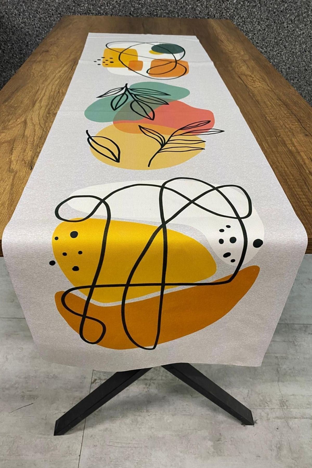 Yaprak Desenli Runner 40x140 Cm