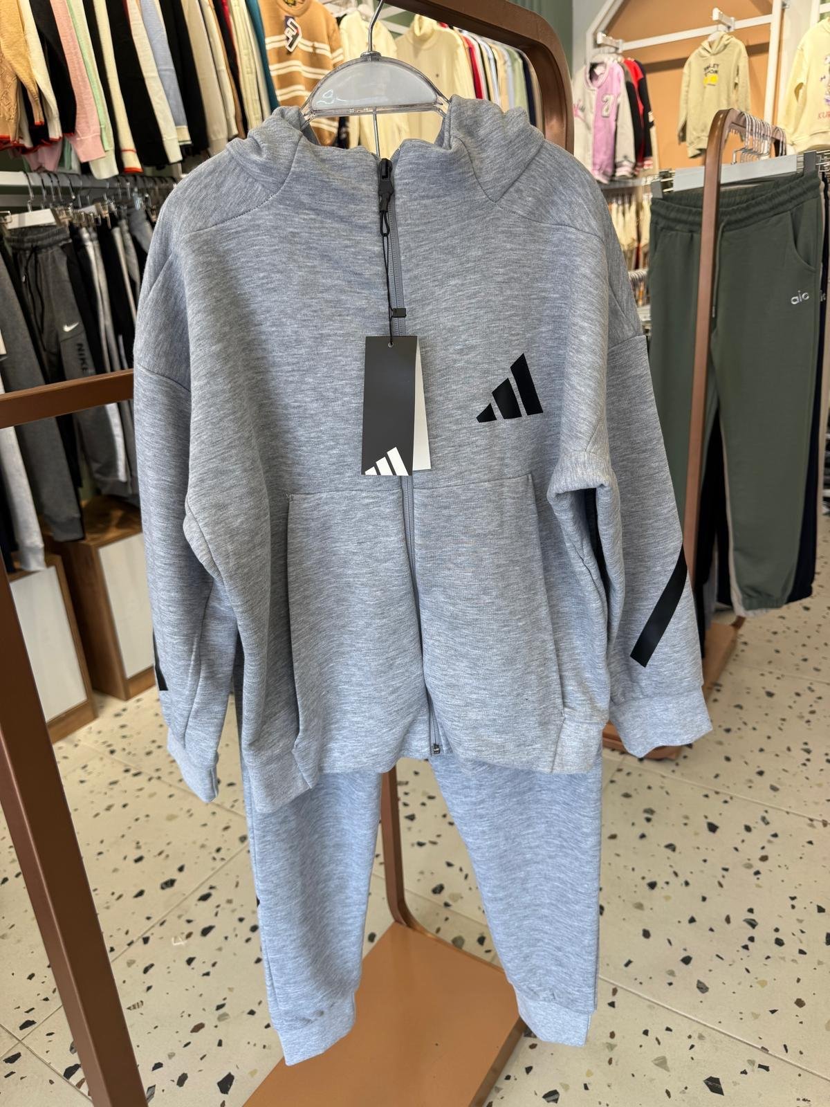 Adidas Fermuarlı Eşofman Takım