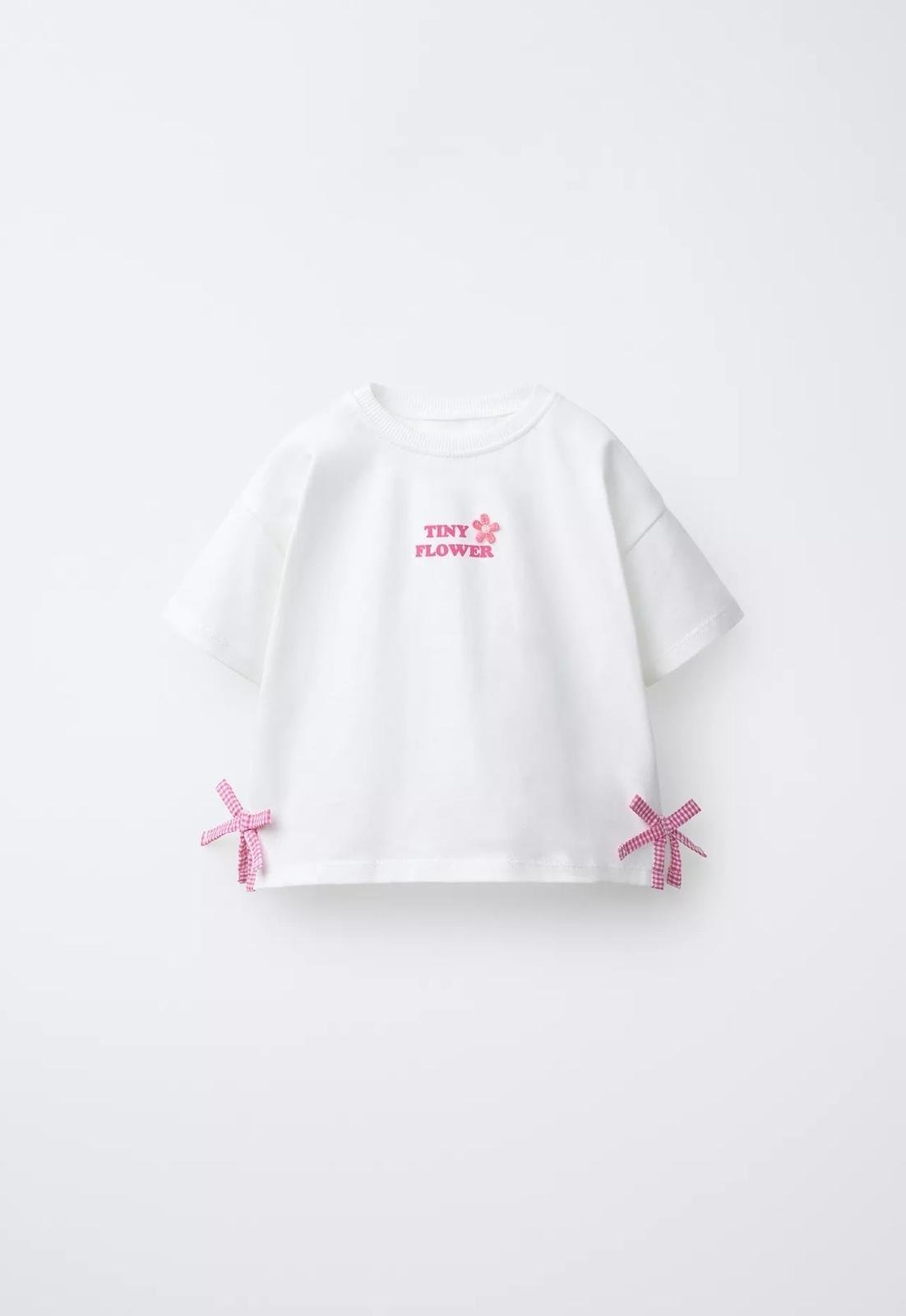 Cherry Fiyonk Detaylı Thsirt Beyaz