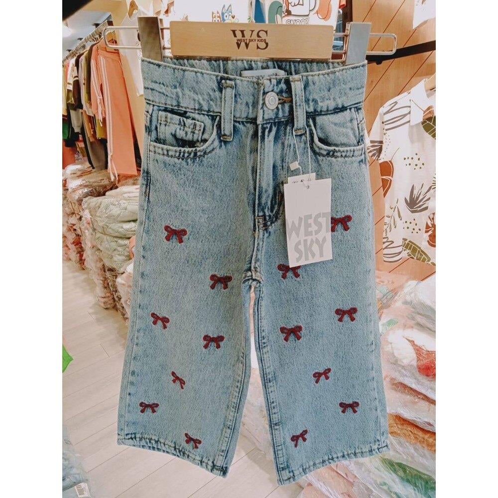 Kurdele İşlemeli Kot Pantolon