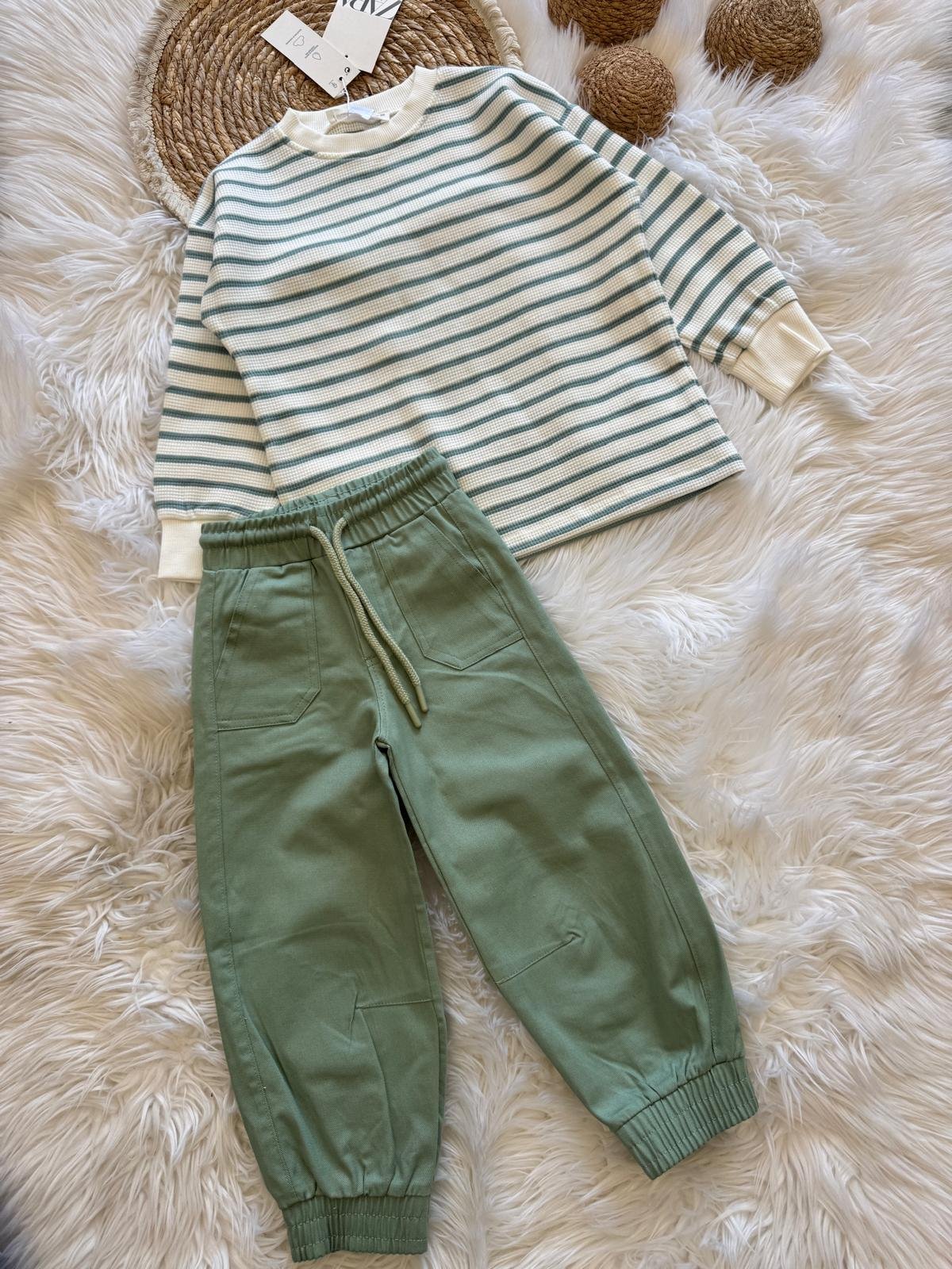 Yeşil Çizgili Sweatshirt ve Jogger Pantolon